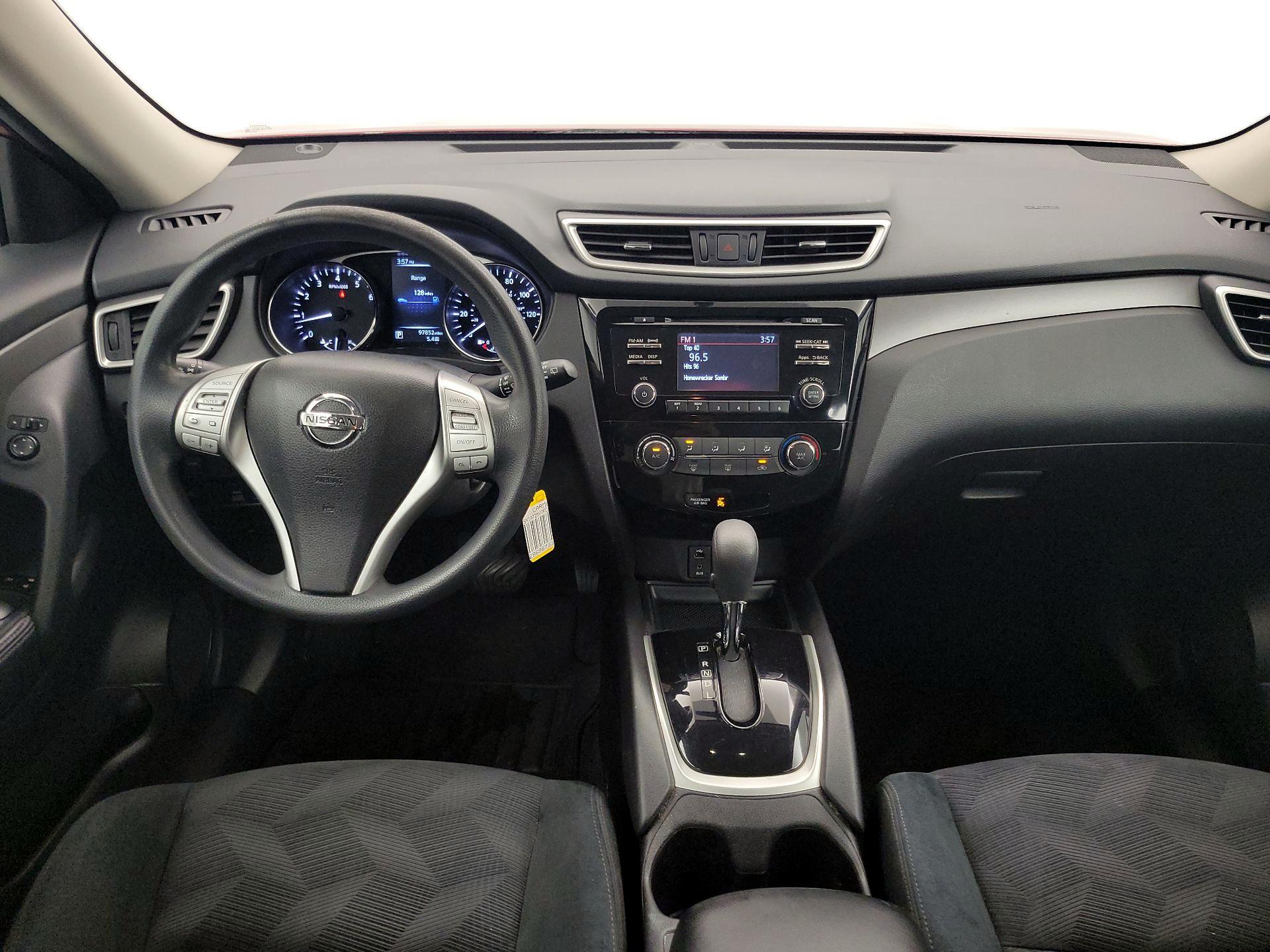 Thumbnail: 2015 Nissan Rogue - 9