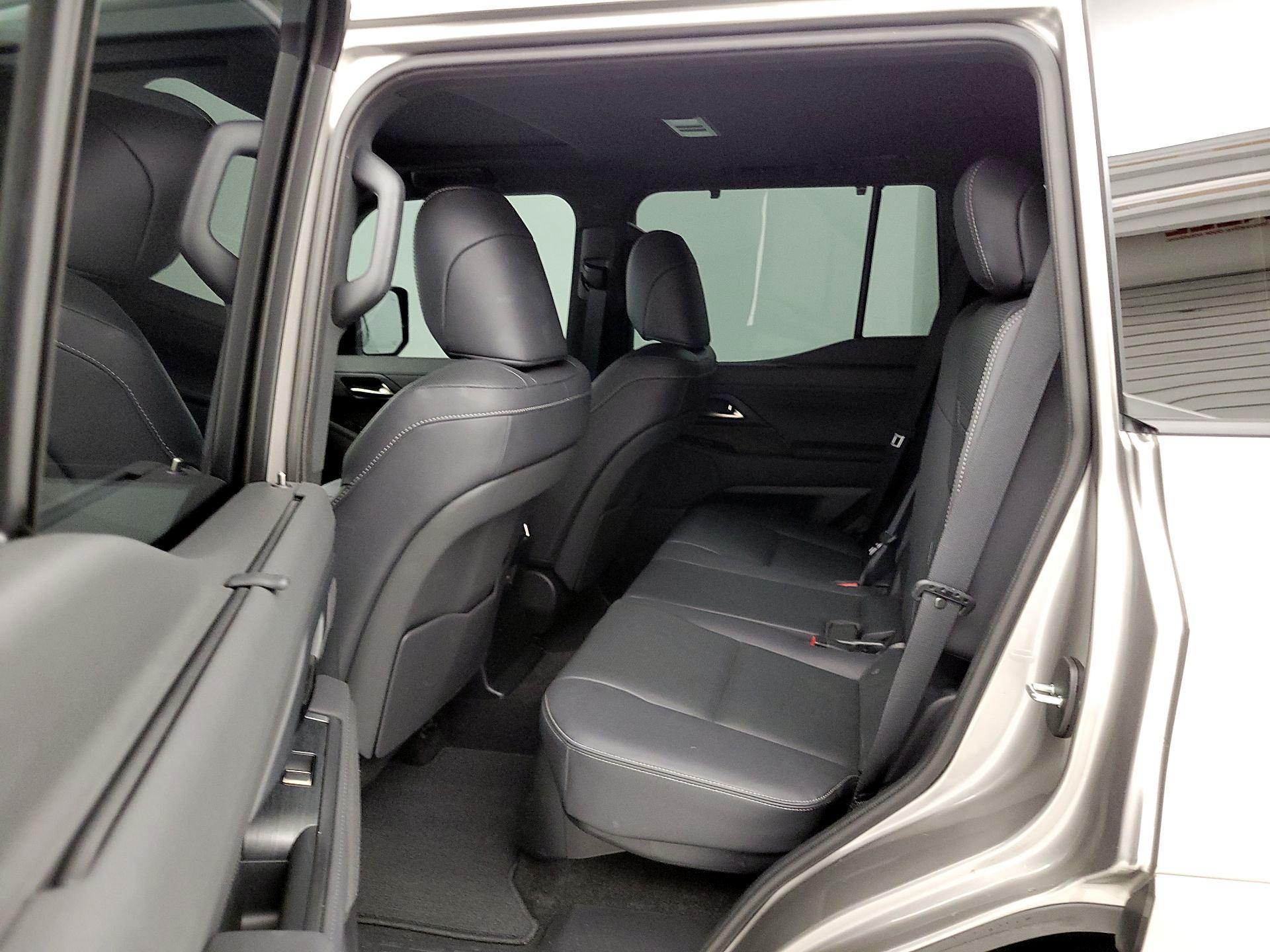 Thumbnail: 2024 Lexus GX - 20