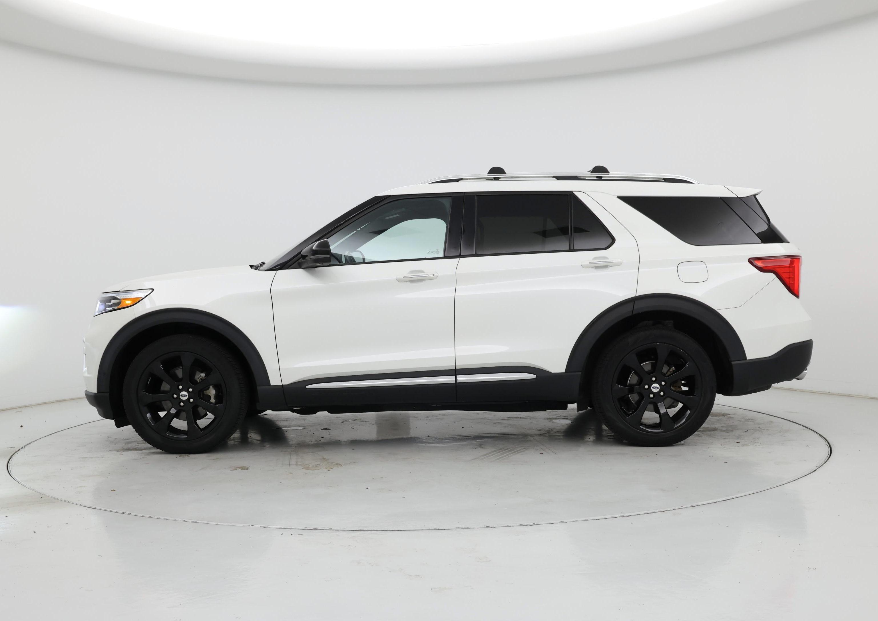 Thumbnail: 2020 Ford Explorer - 3