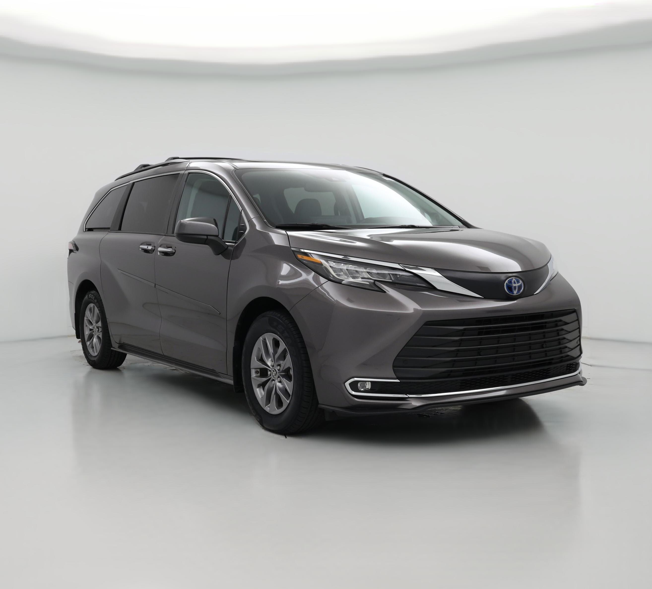 Thumbnail: 2023 Toyota Sienna - 1