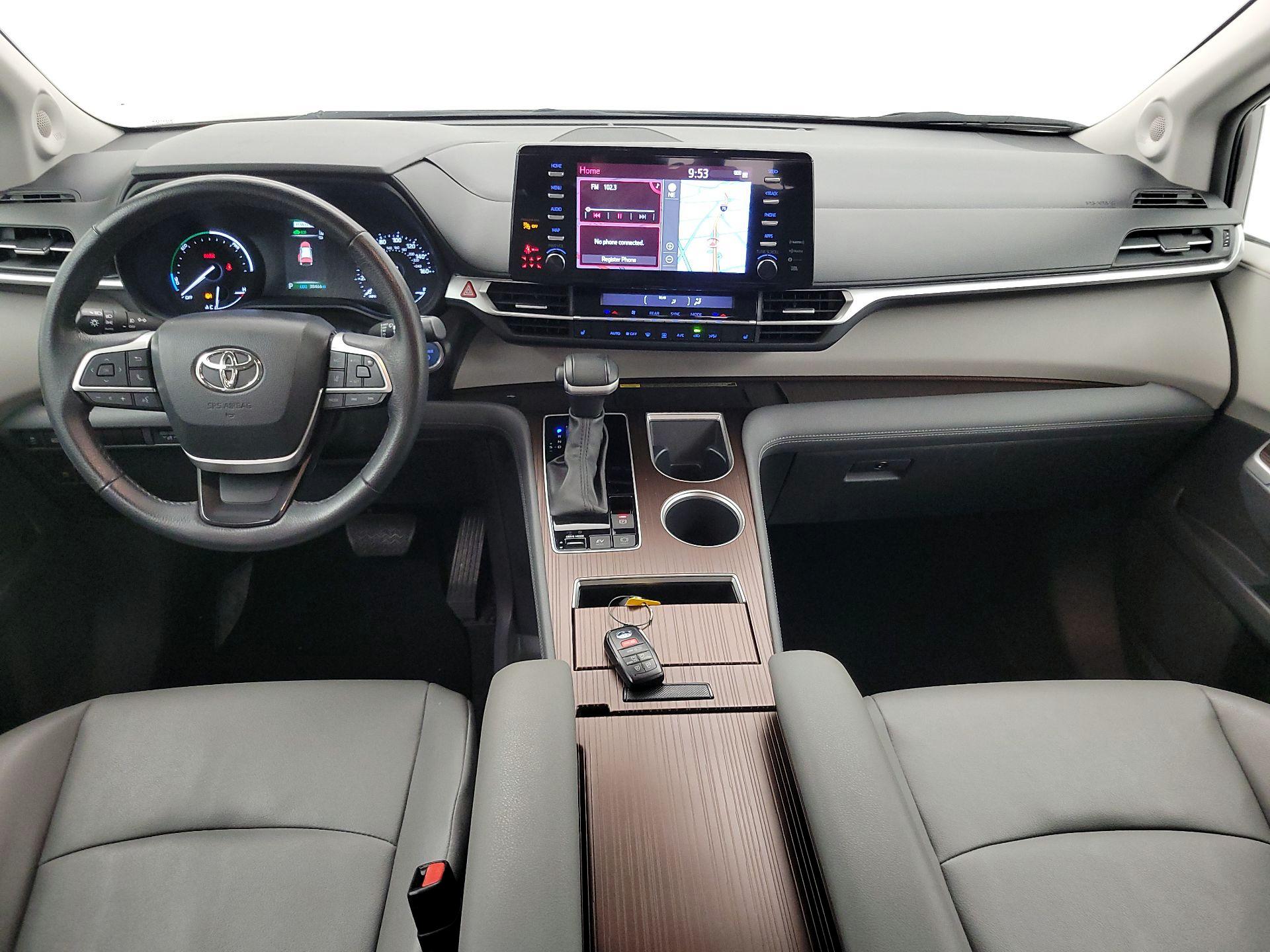 Thumbnail: 2023 Toyota Sienna - 9