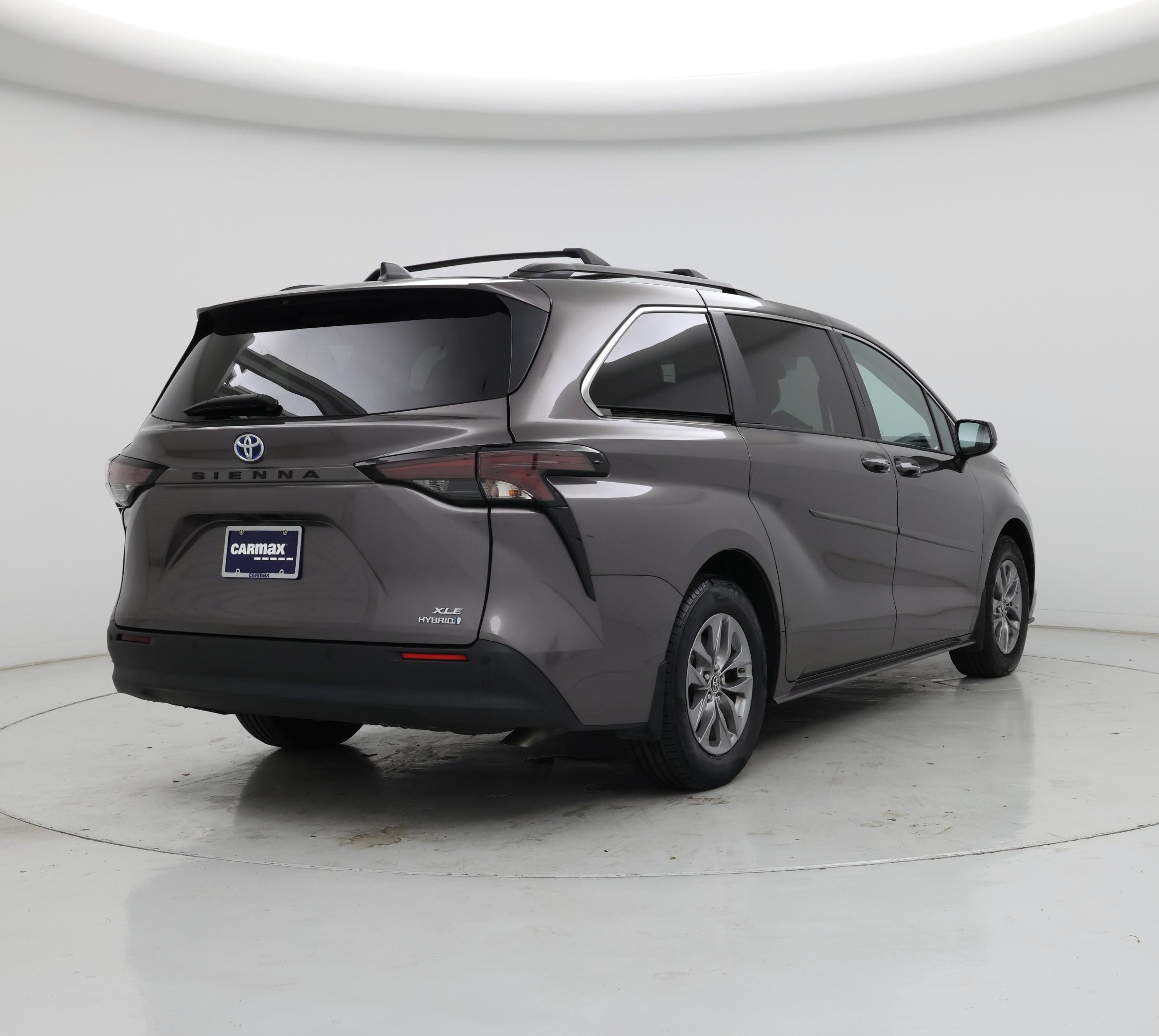 Thumbnail: 2023 Toyota Sienna - 8