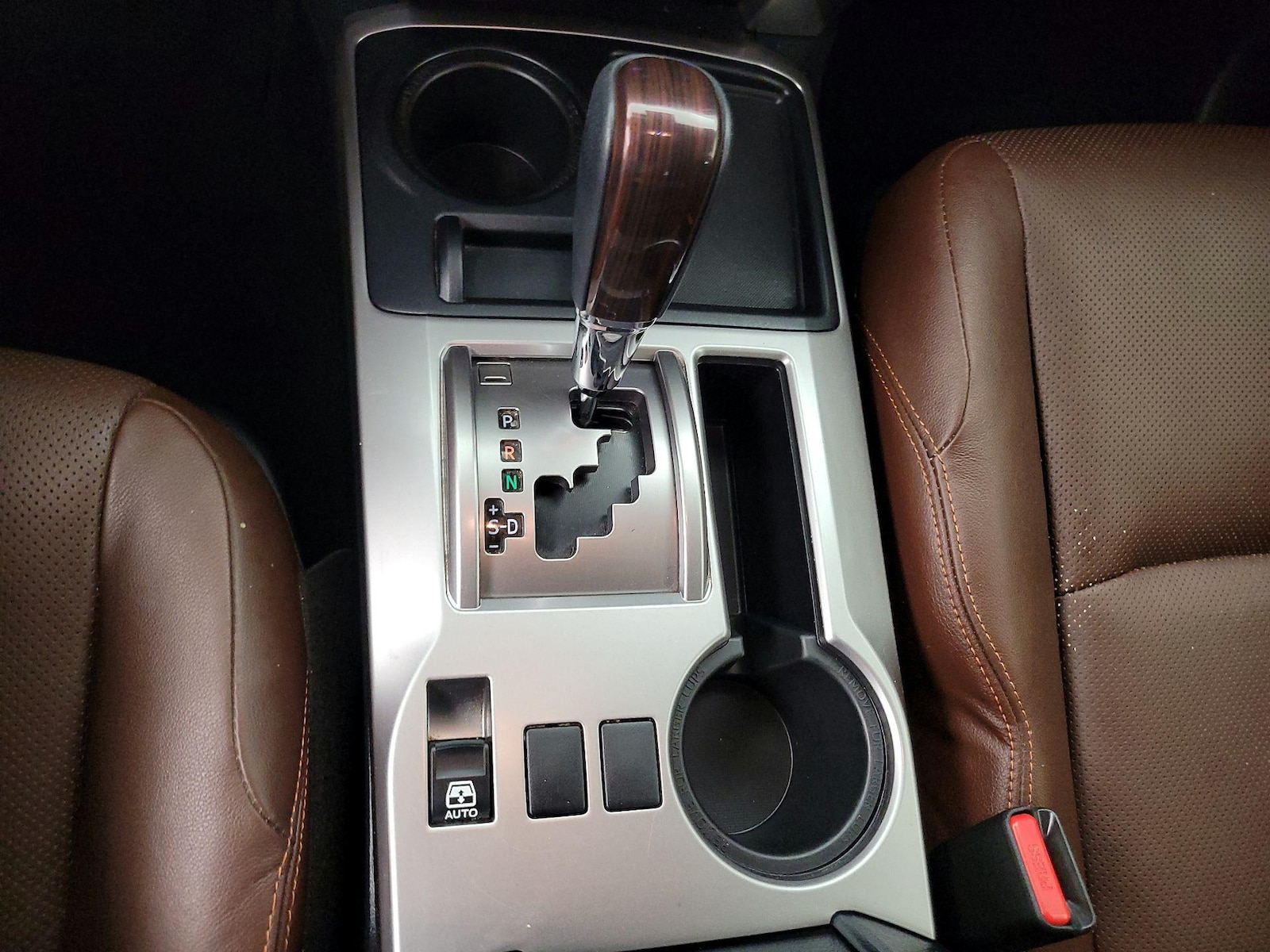 2024 Toyota 4Runner Limited - Photo 19