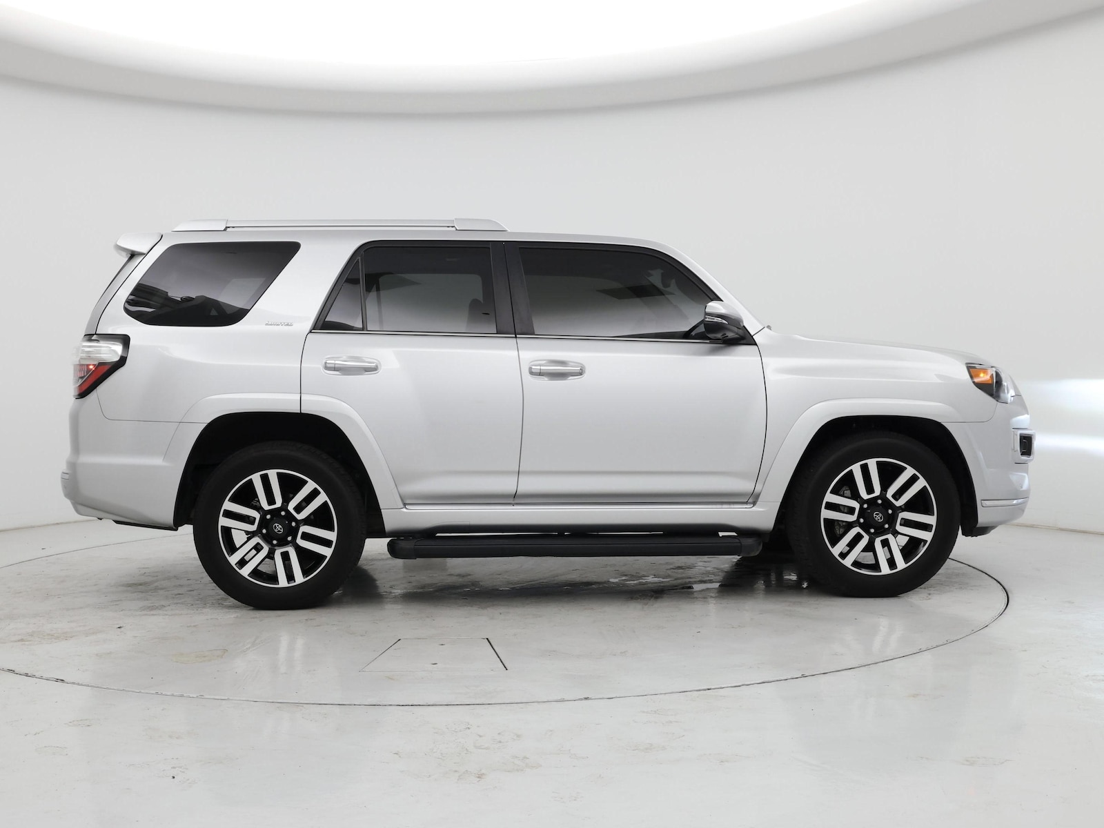 2024 Toyota 4Runner Limited - Photo 8