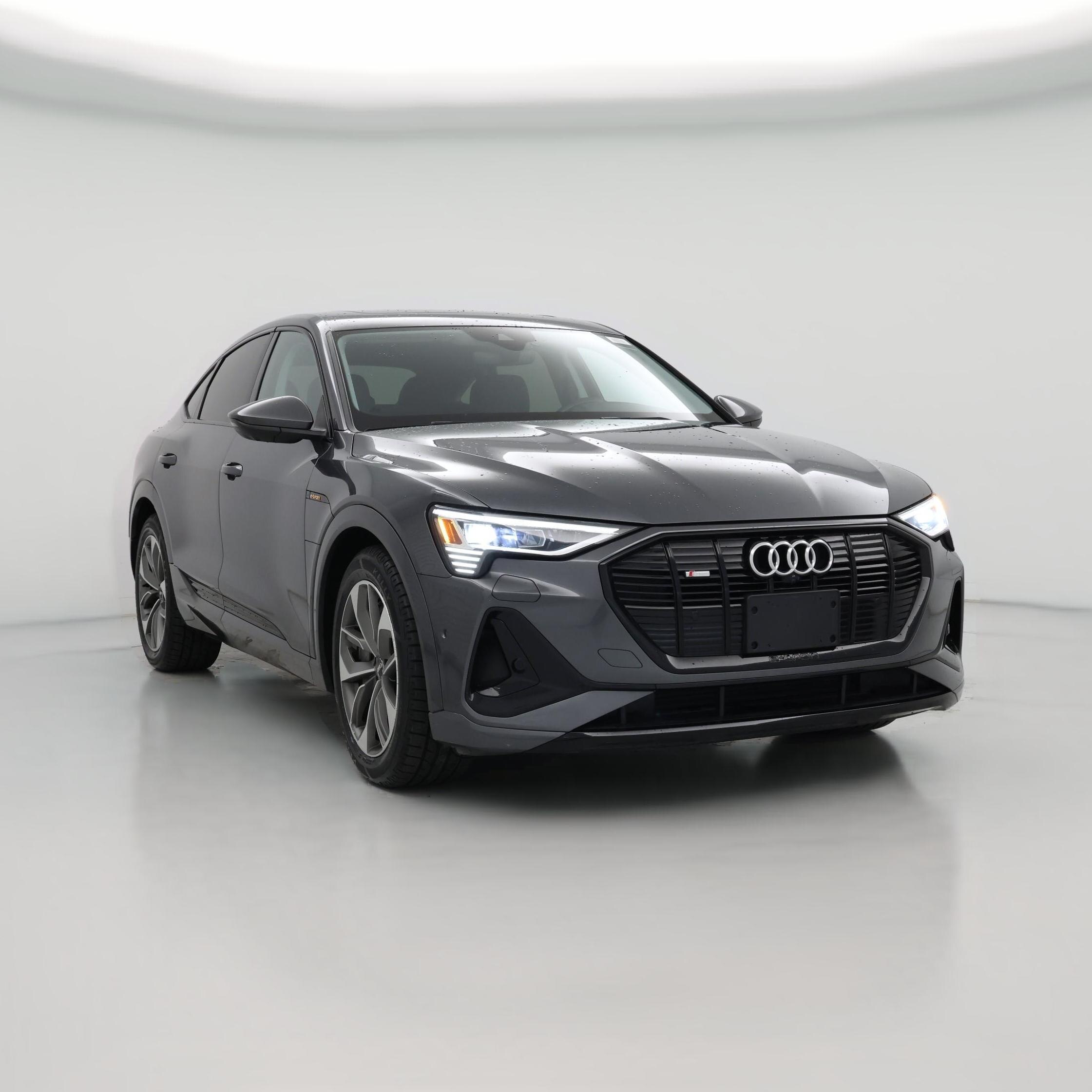 Thumbnail: 2021 Audi e-tron S - 1