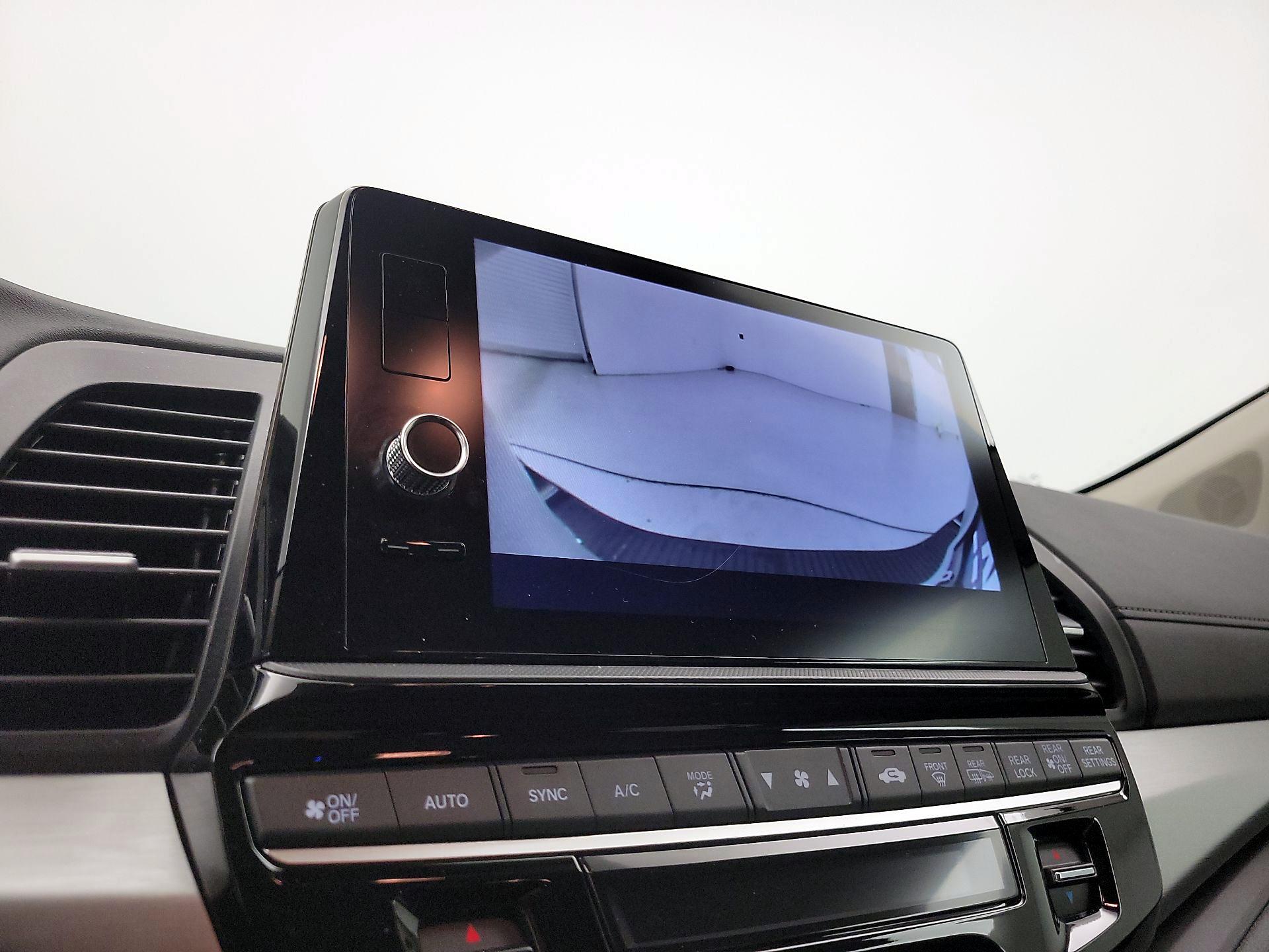 Thumbnail: 2025 Honda Odyssey - 14