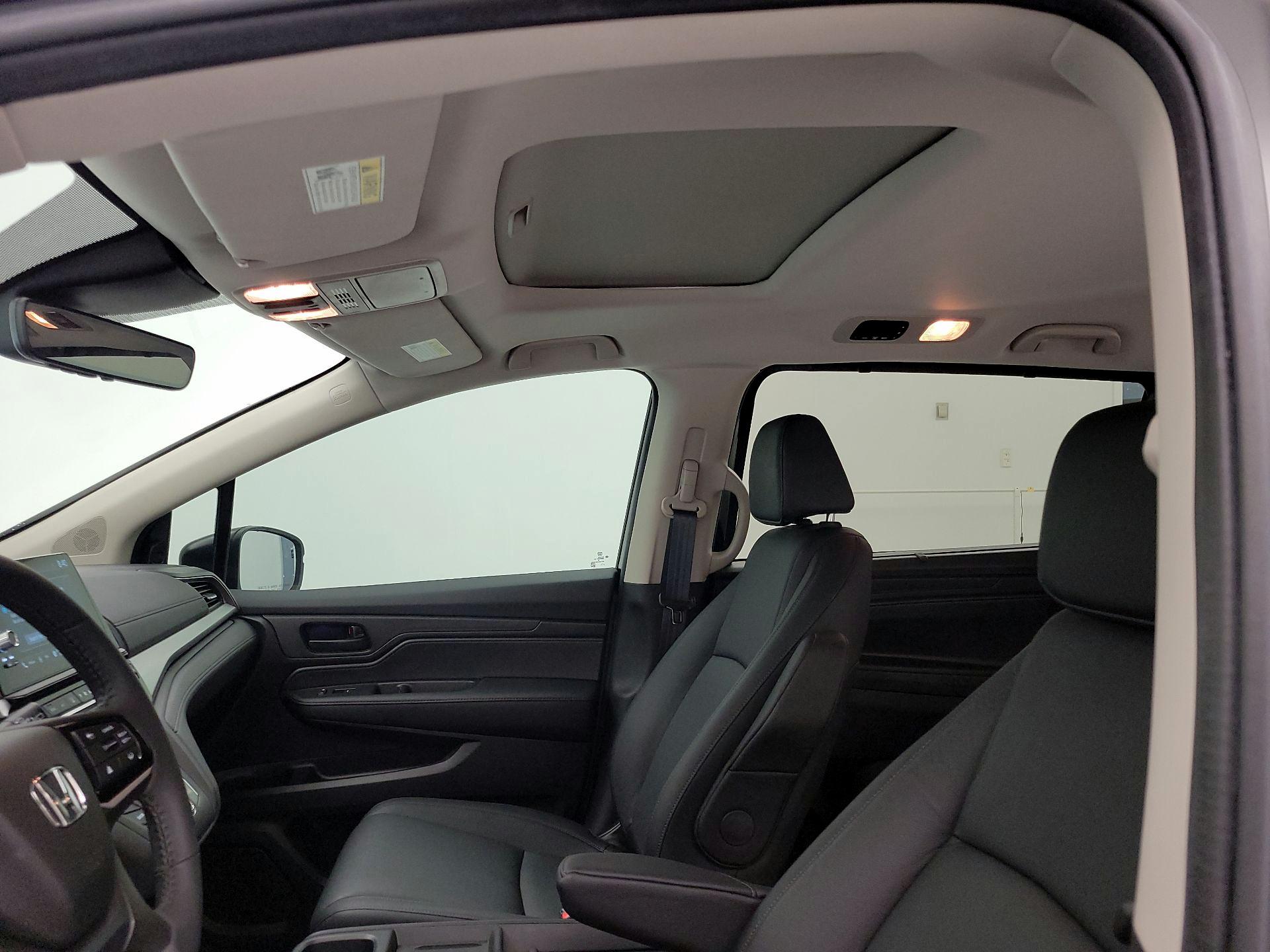 Thumbnail: 2025 Honda Odyssey - 19