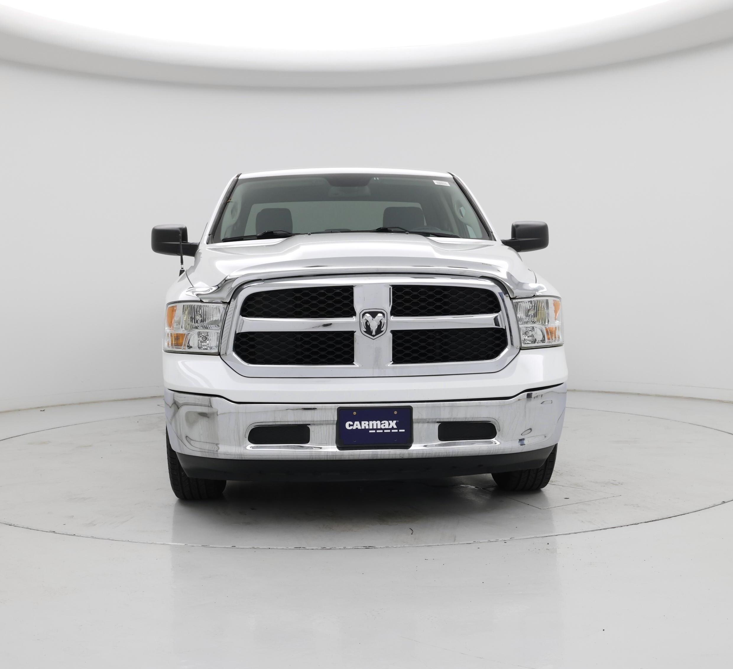 Thumbnail: 2019 RAM 1500 Classic - 5
