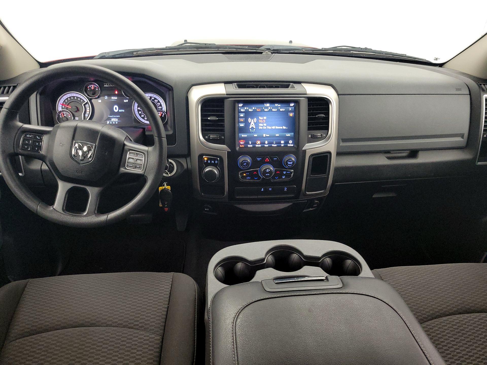 Thumbnail: 2019 RAM 1500 Classic - 9