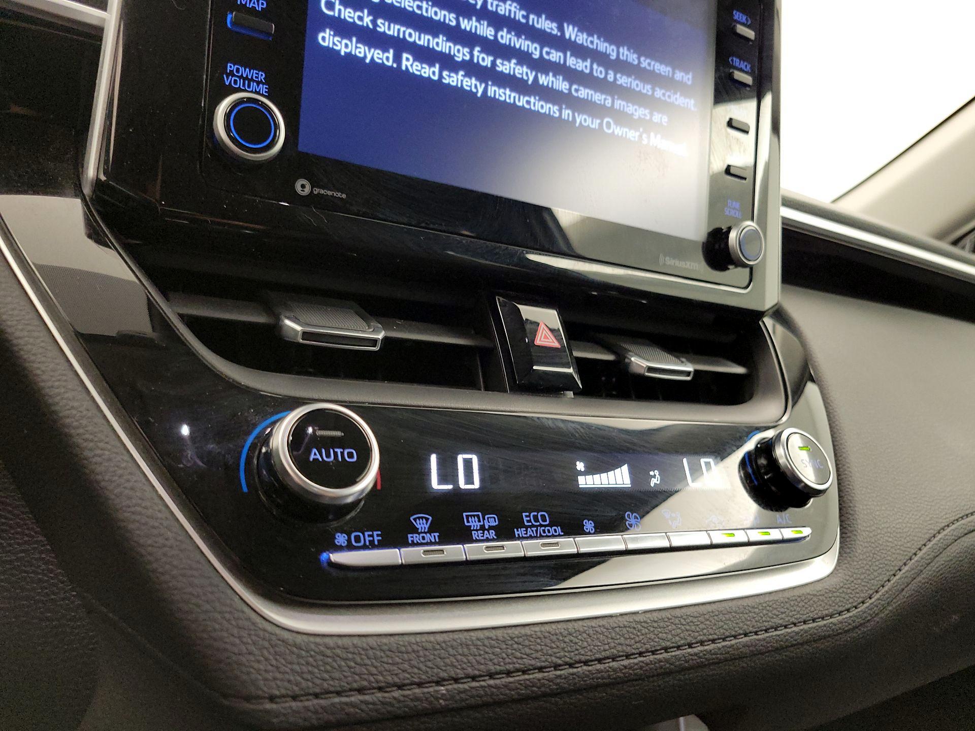 Thumbnail: 2022 Toyota Corolla Cross - 16
