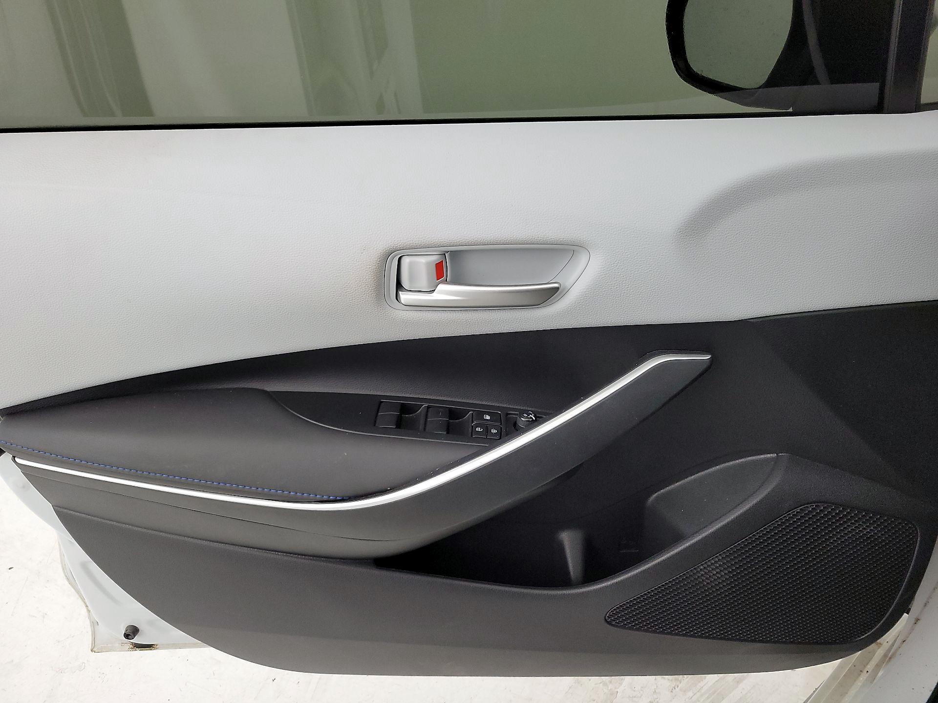 Thumbnail: 2022 Toyota Corolla - 12