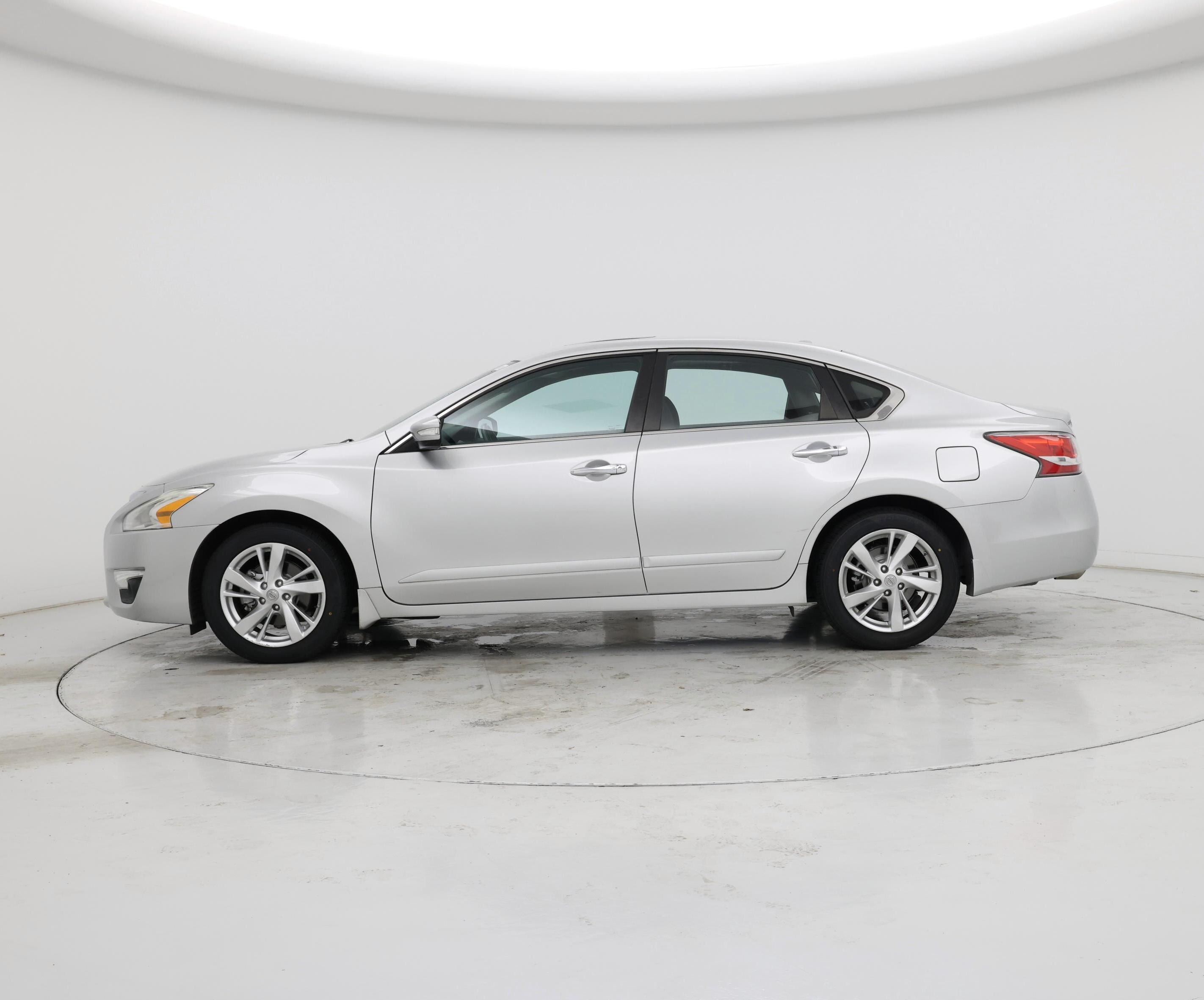 Thumbnail: 2015 Nissan Altima - 3