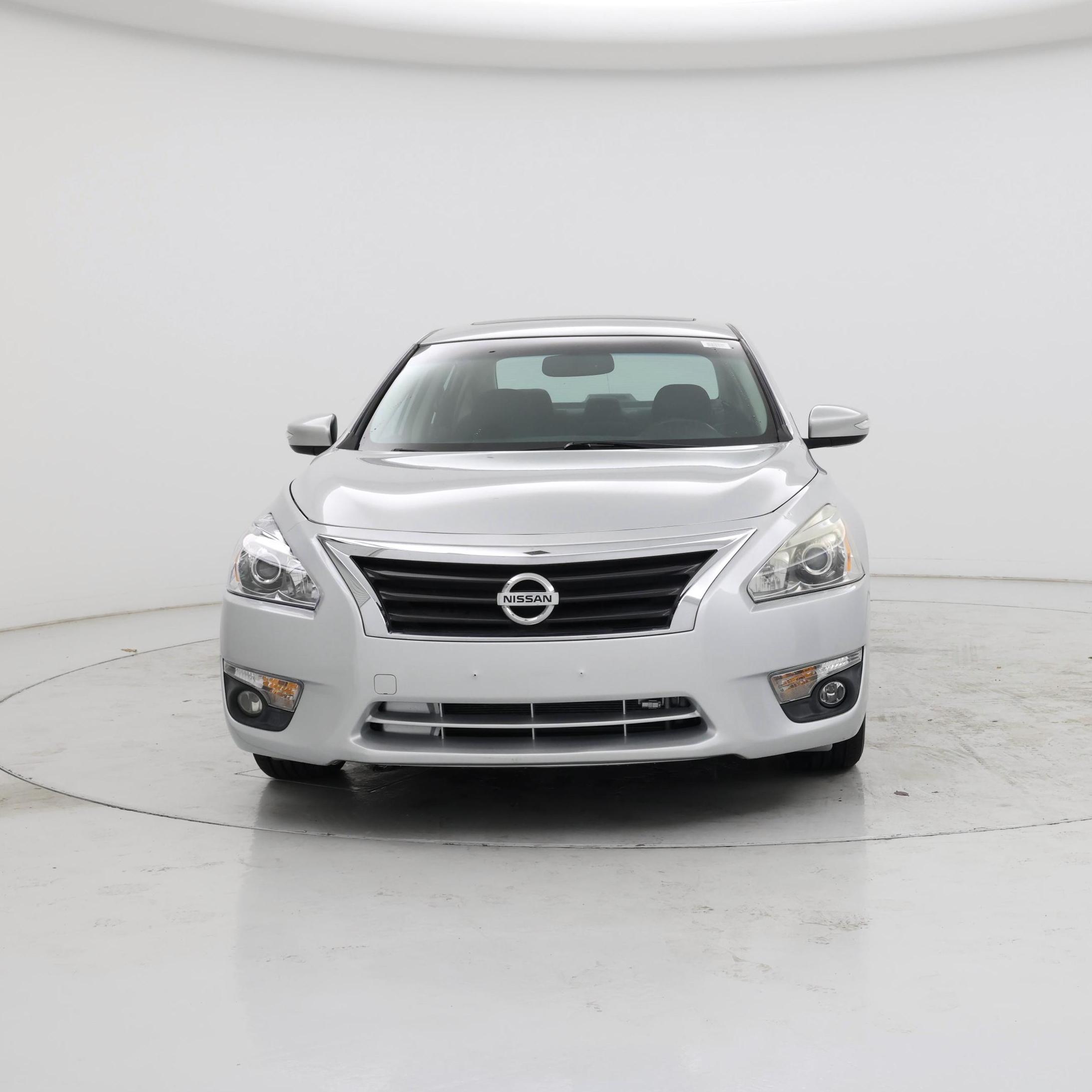 Thumbnail: 2015 Nissan Altima - 5