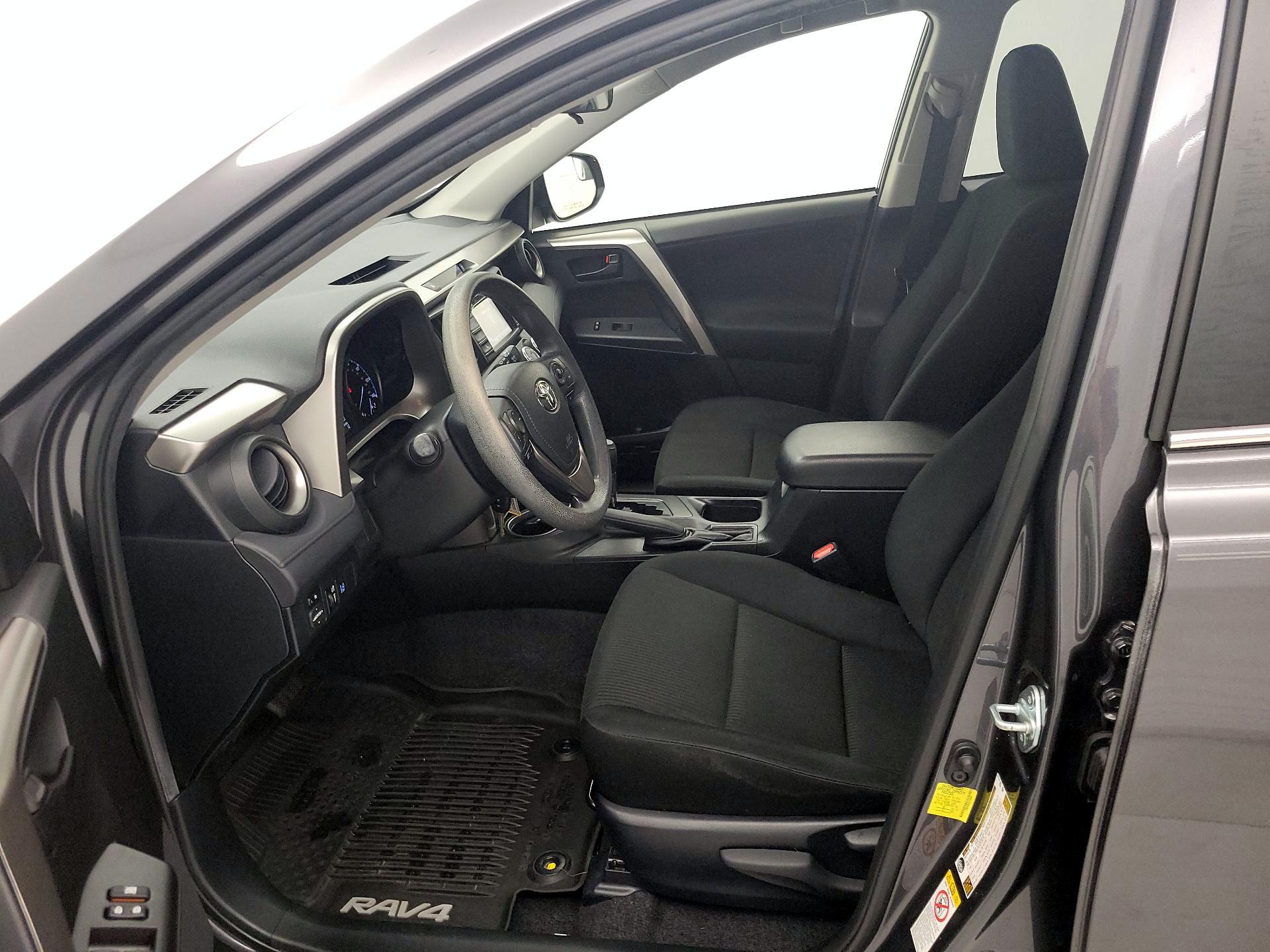 Thumbnail: 2017 Toyota RAV4 - 11