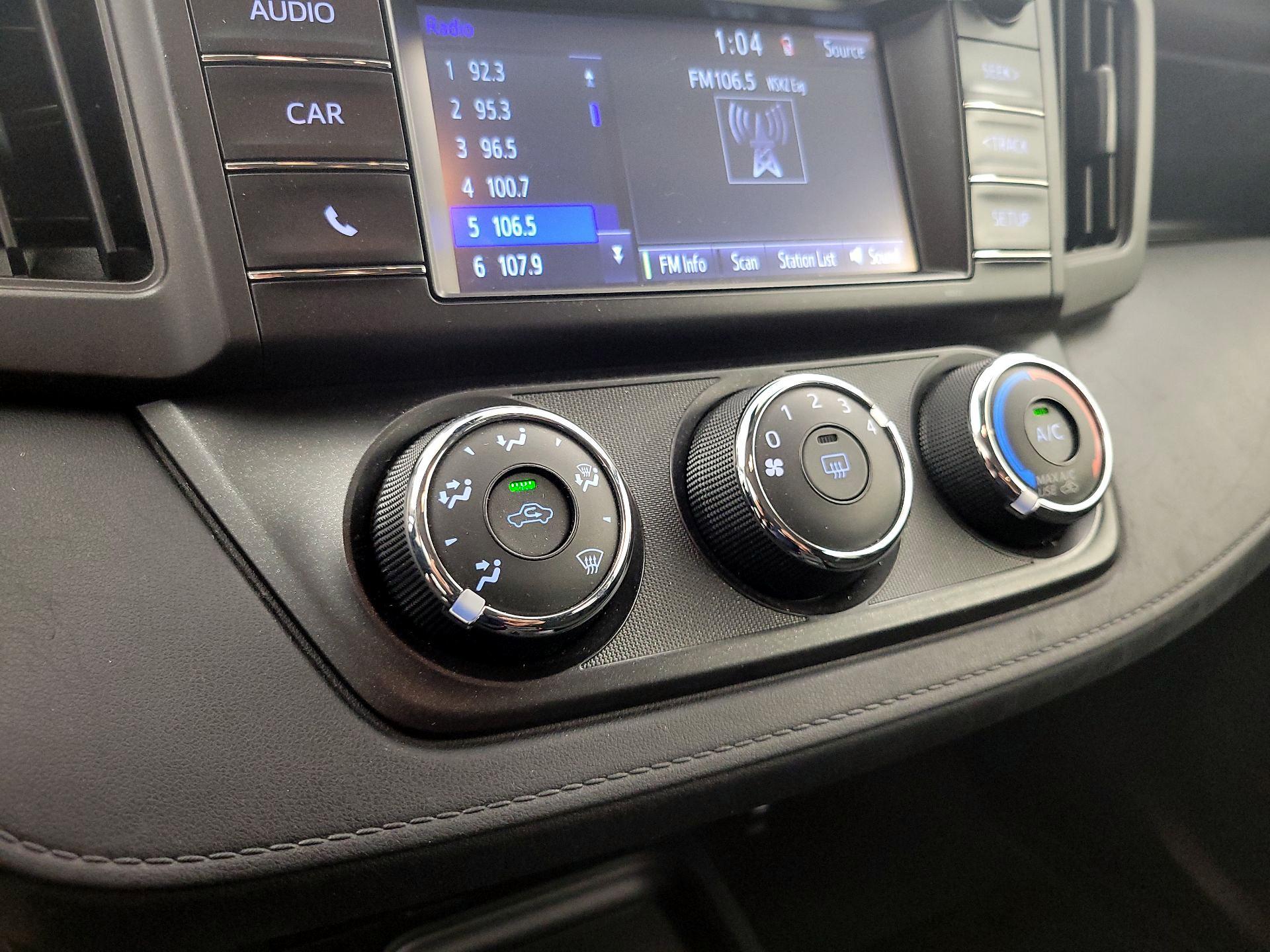 Thumbnail: 2017 Toyota RAV4 - 16
