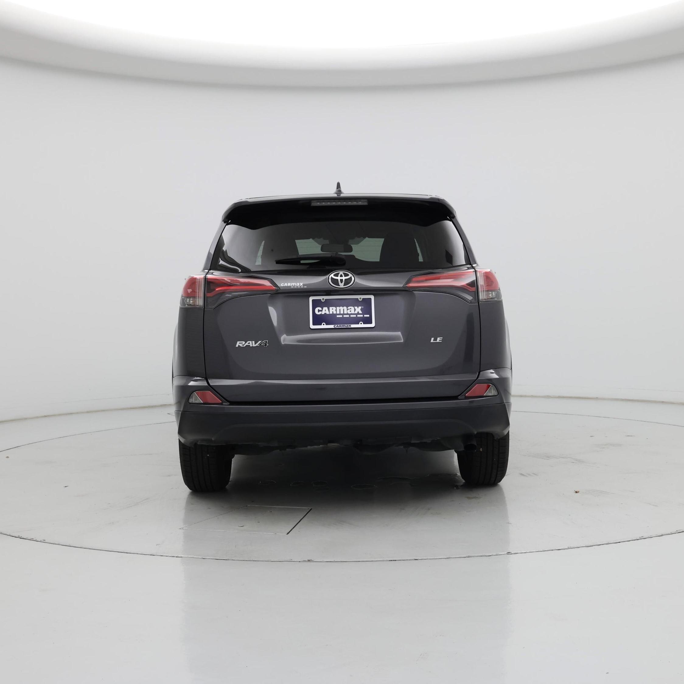 Thumbnail: 2017 Toyota RAV4 - 6