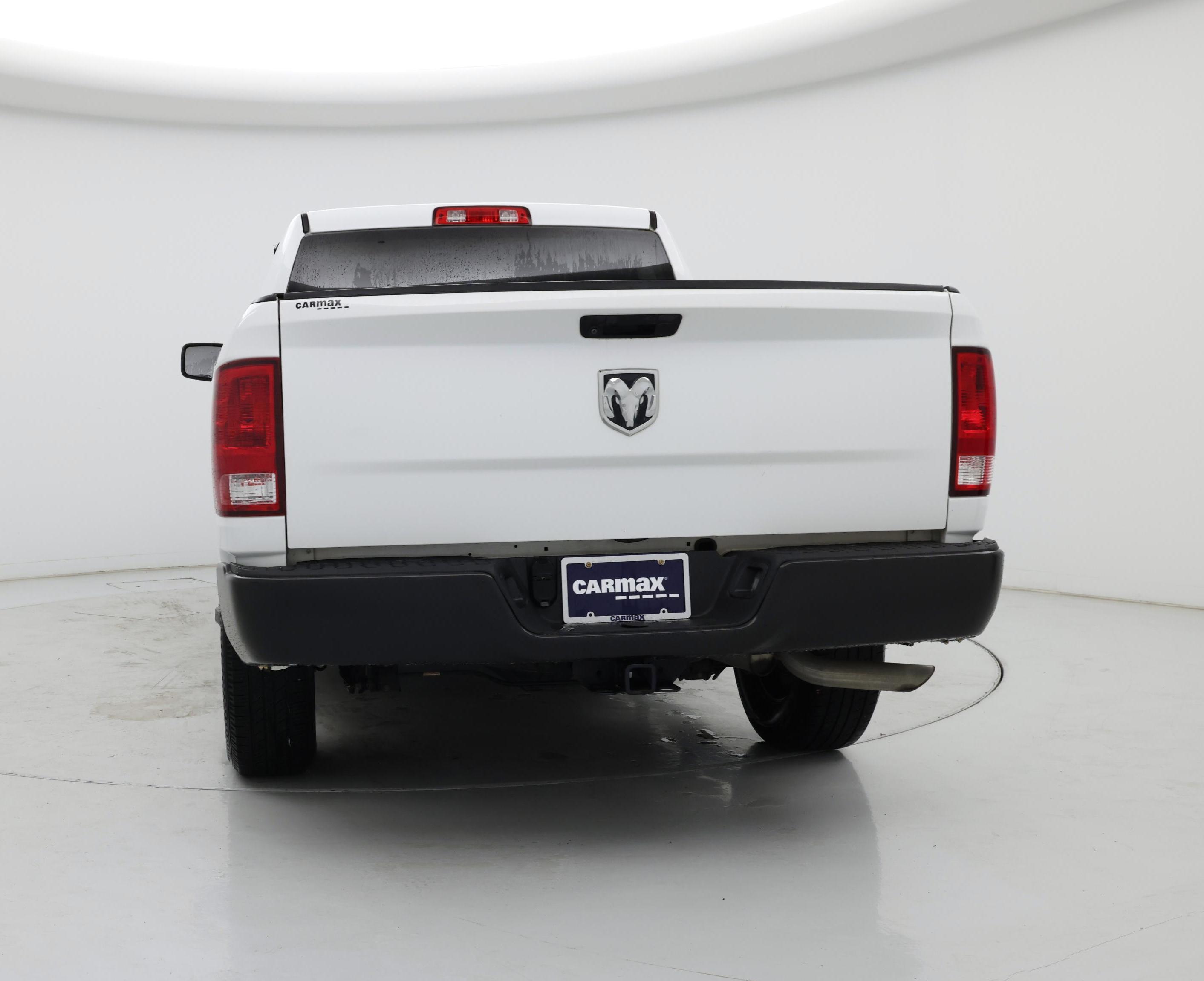 Thumbnail: 2019 RAM 1500 Classic - 6