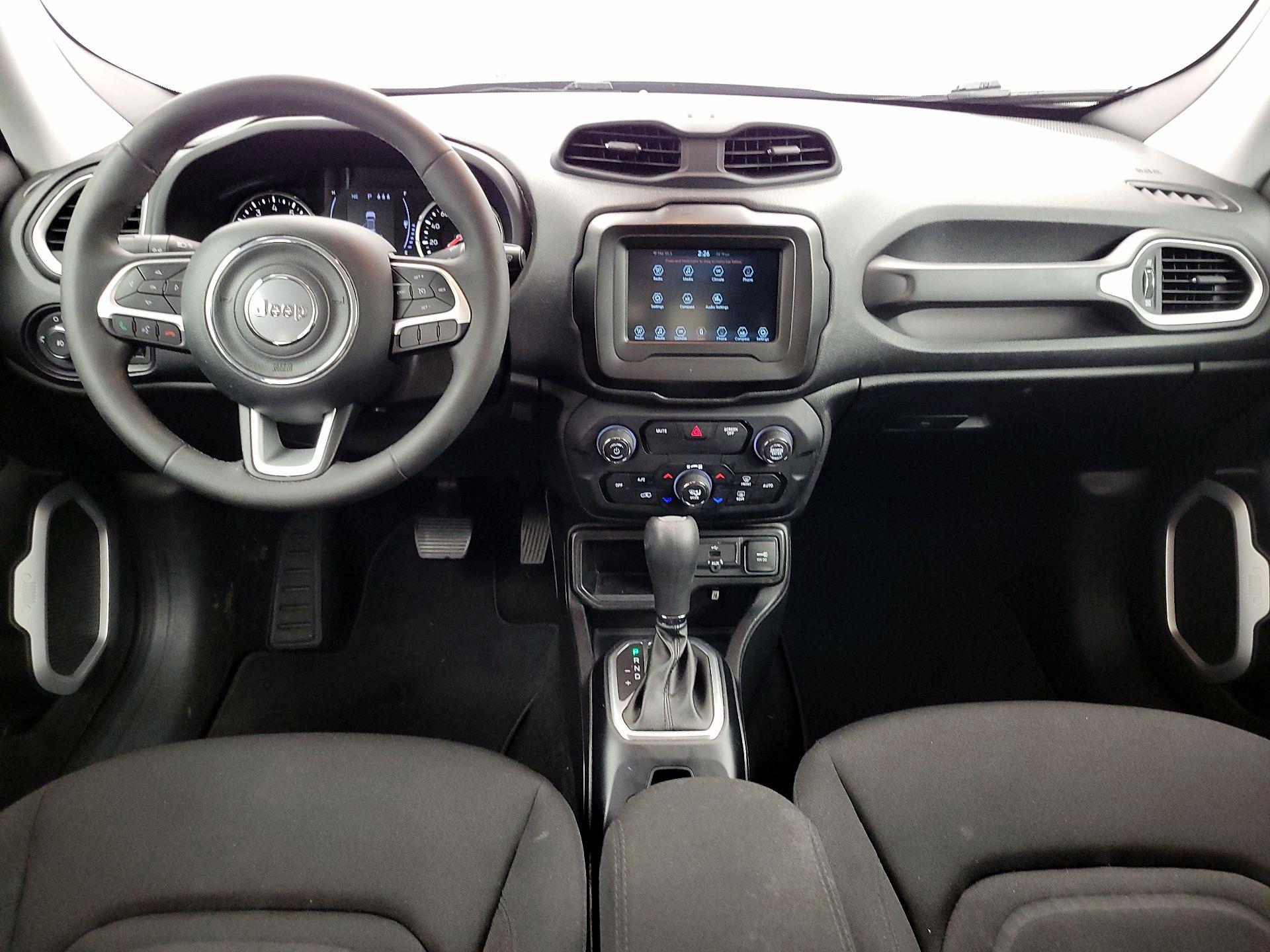 Thumbnail: 2019 Jeep Renegade - 9