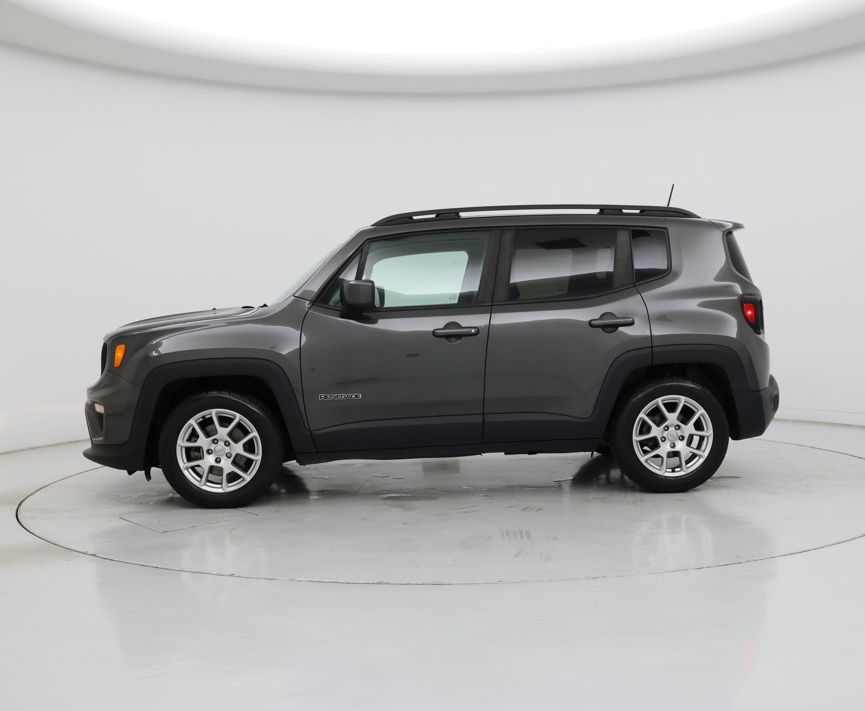 Thumbnail: 2019 Jeep Renegade - 3