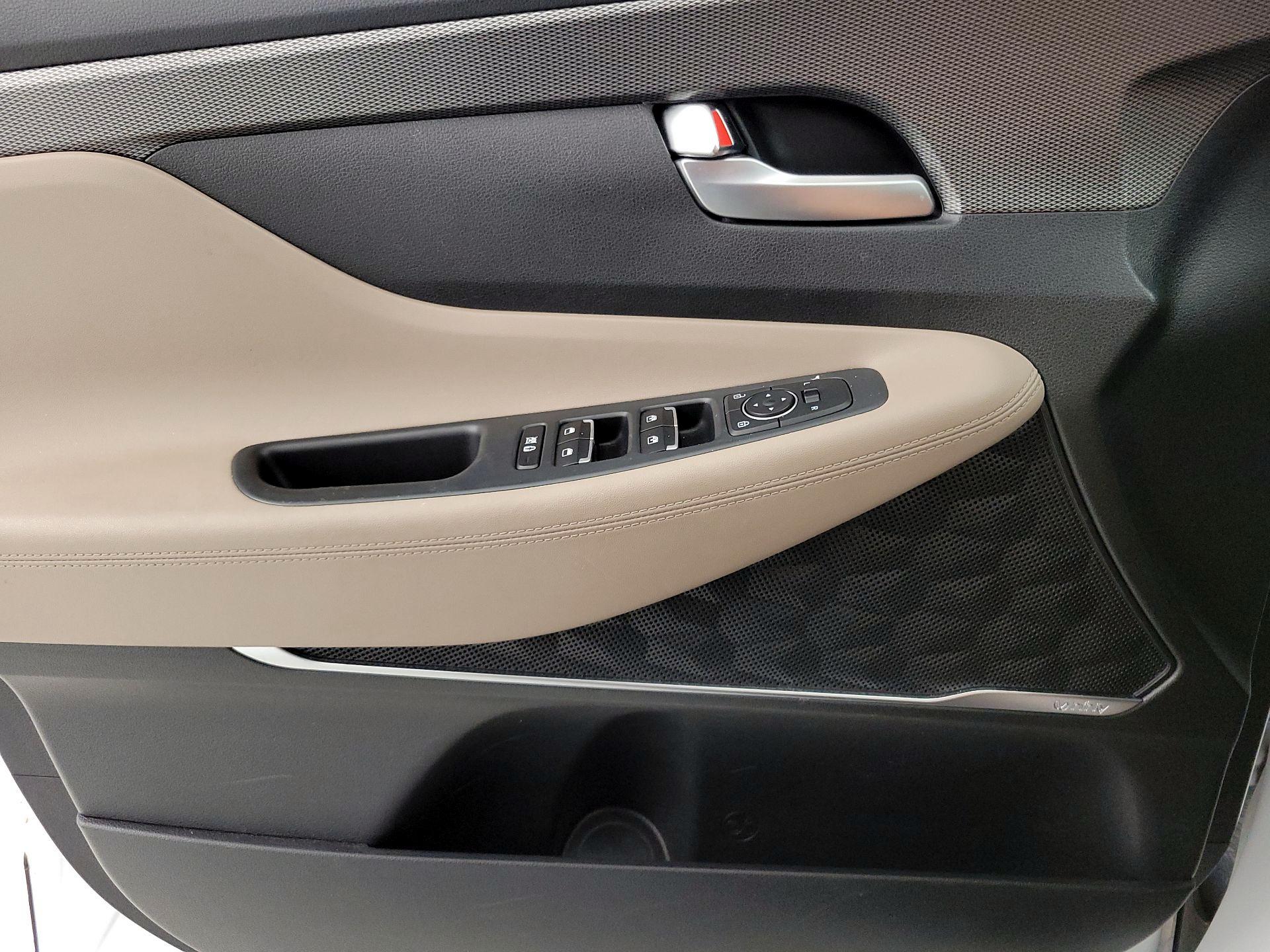 Thumbnail: 2020 Hyundai Santa Fe - 12