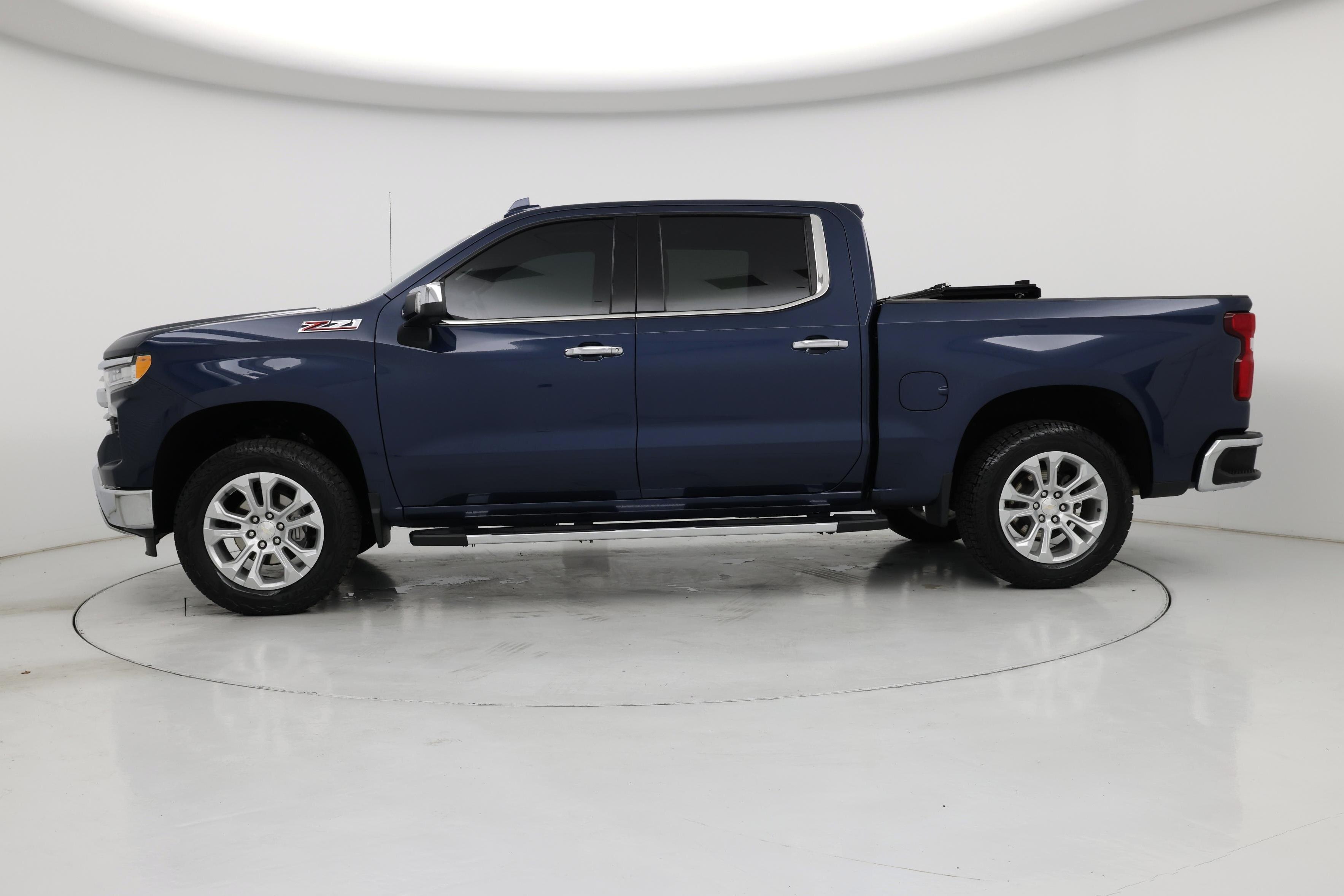 Thumbnail: 2023 Chevrolet Silverado 1500 - 3