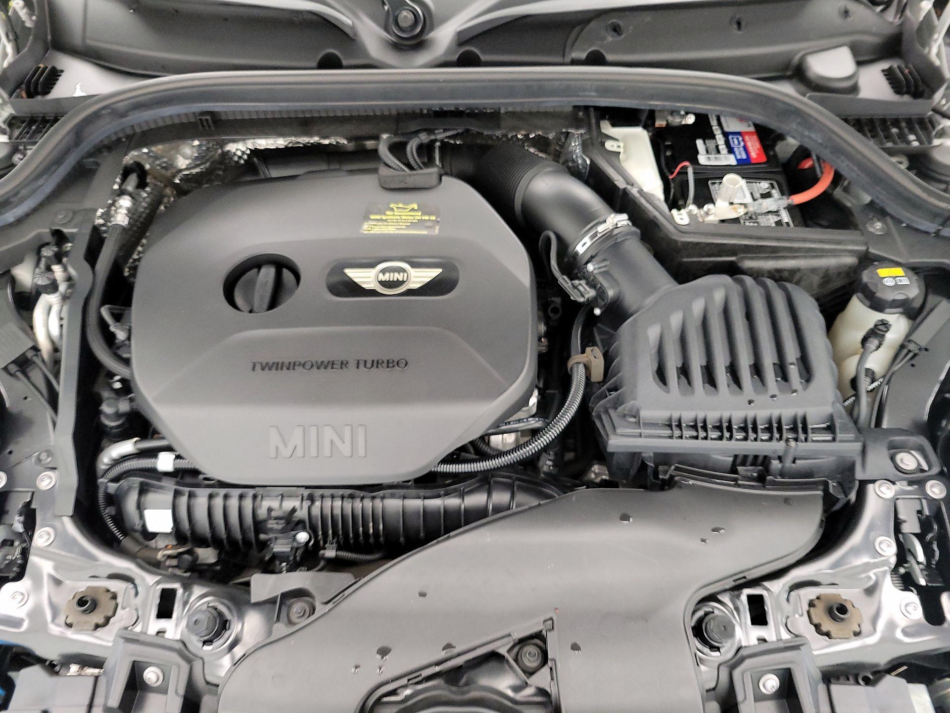 Thumbnail: 2015 MINI Cooper Hardtop - 20