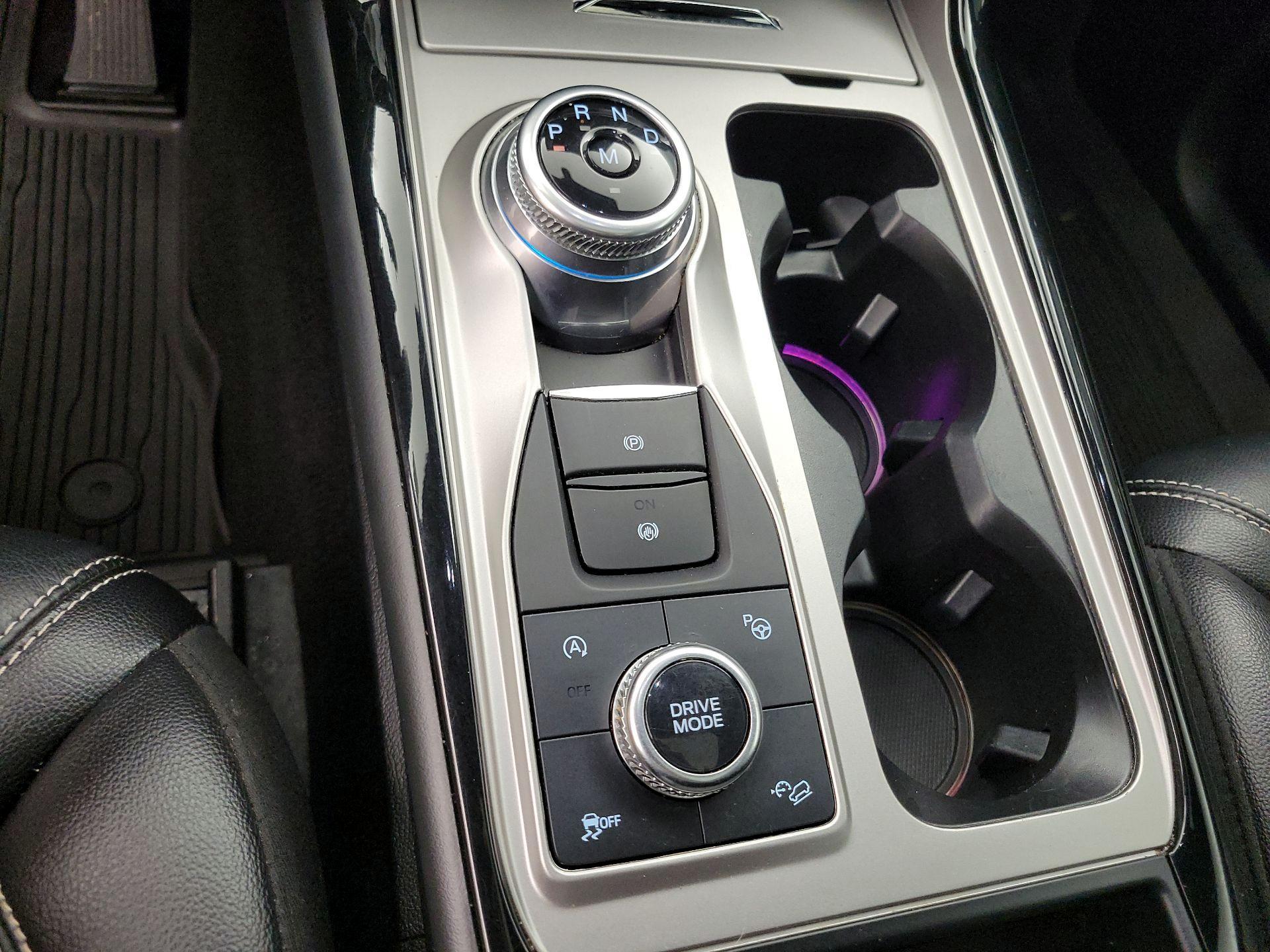 Thumbnail: 2021 Ford Explorer - 18
