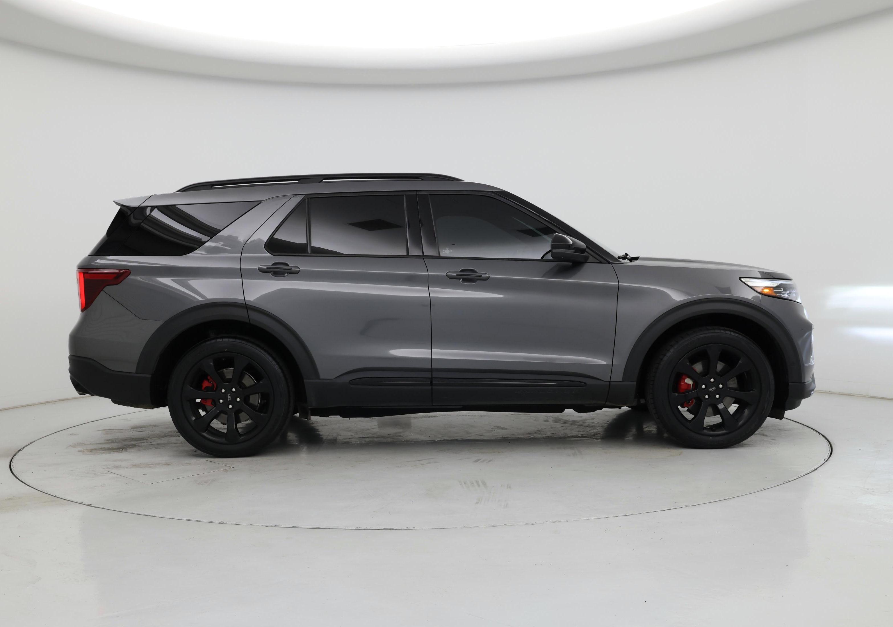 Thumbnail: 2021 Ford Explorer - 7