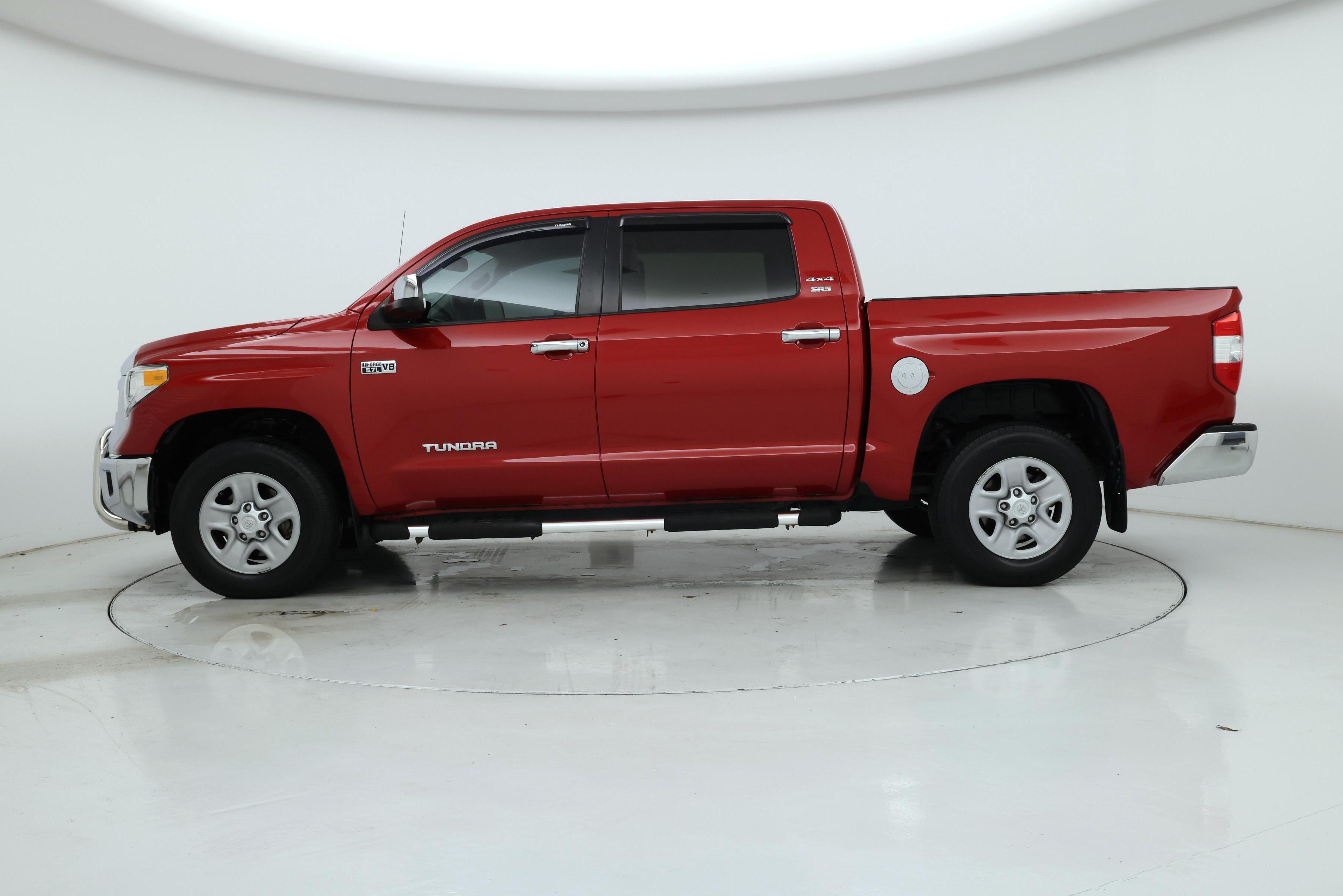 Thumbnail: 2017 Toyota Tundra - 3