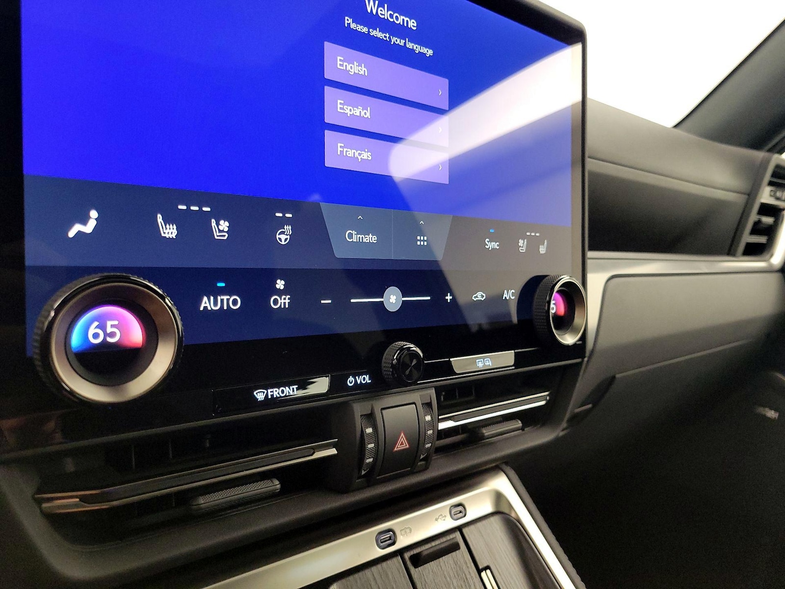 2025 Lexus GX Overtrail - Photo 17