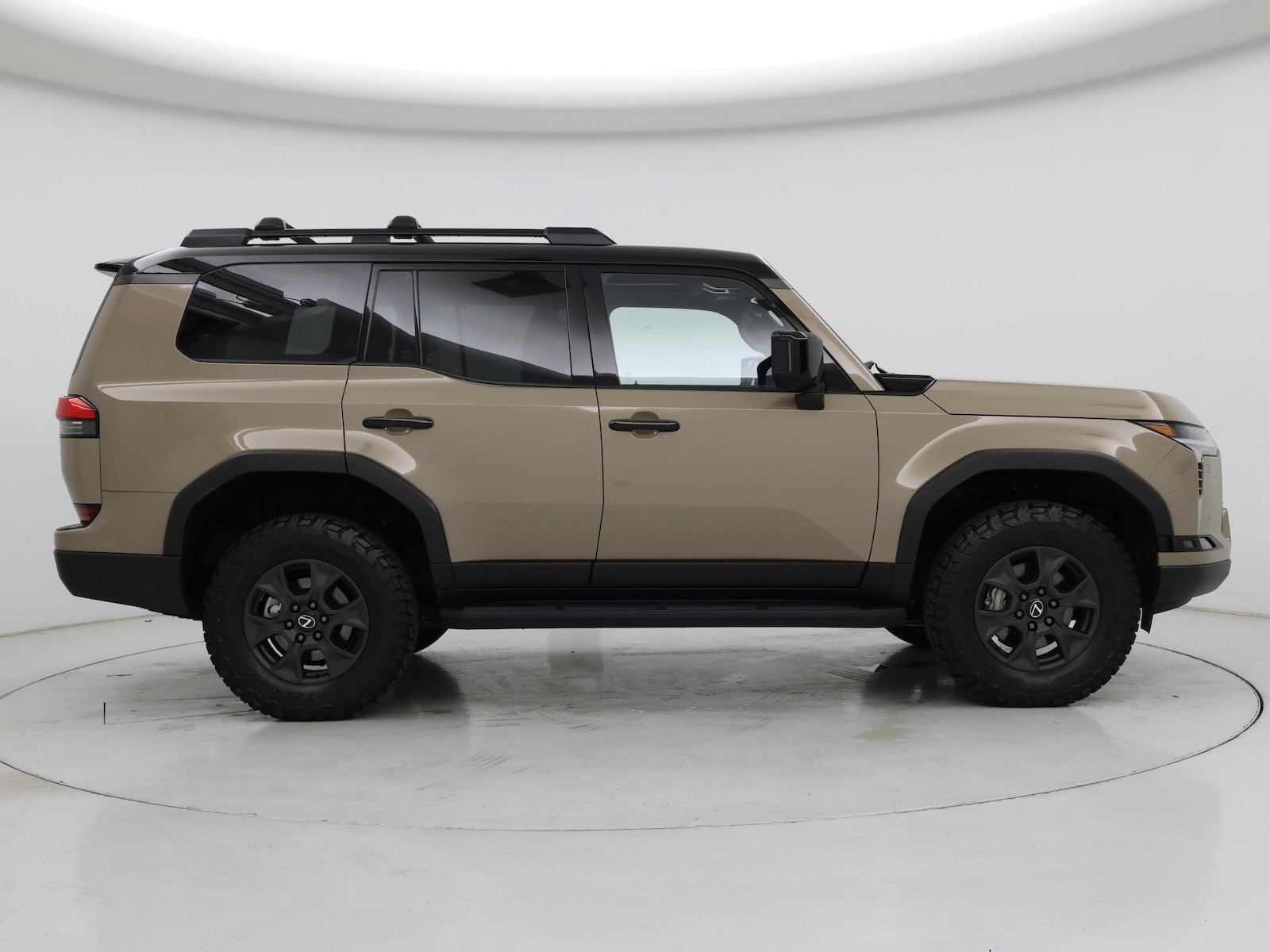 2025 Lexus GX Overtrail - Photo 8