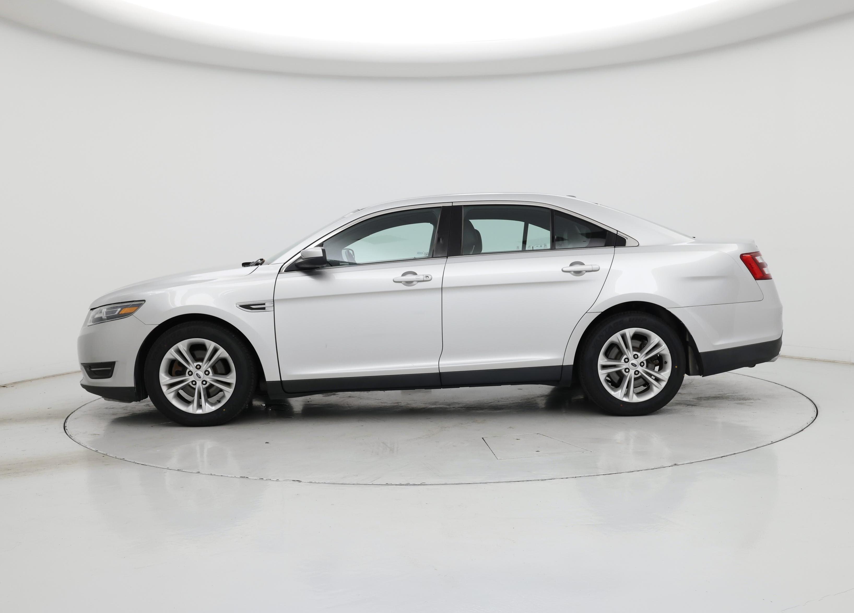 Thumbnail: 2017 Ford Taurus - 3