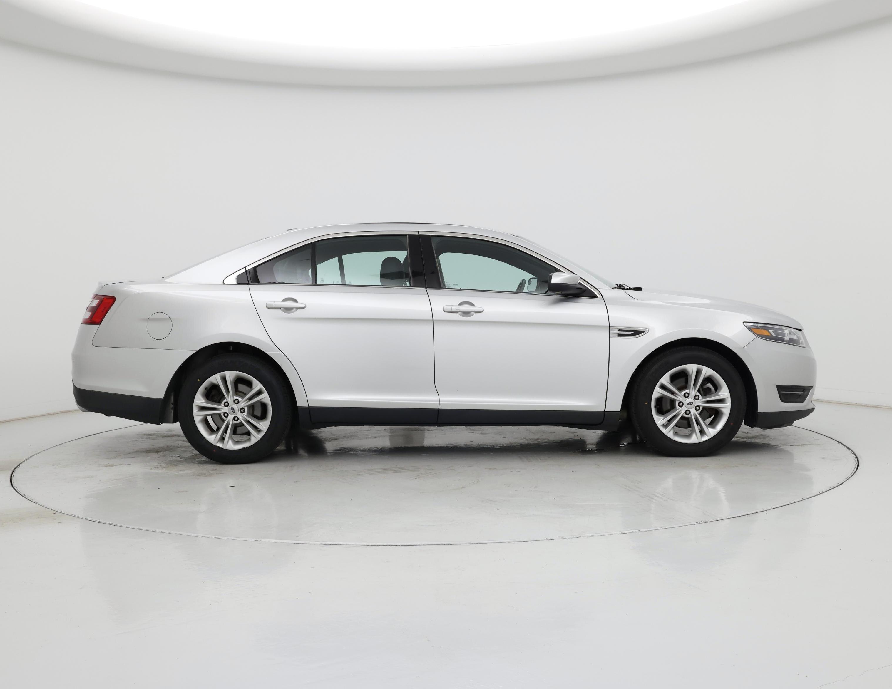 Thumbnail: 2017 Ford Taurus - 7