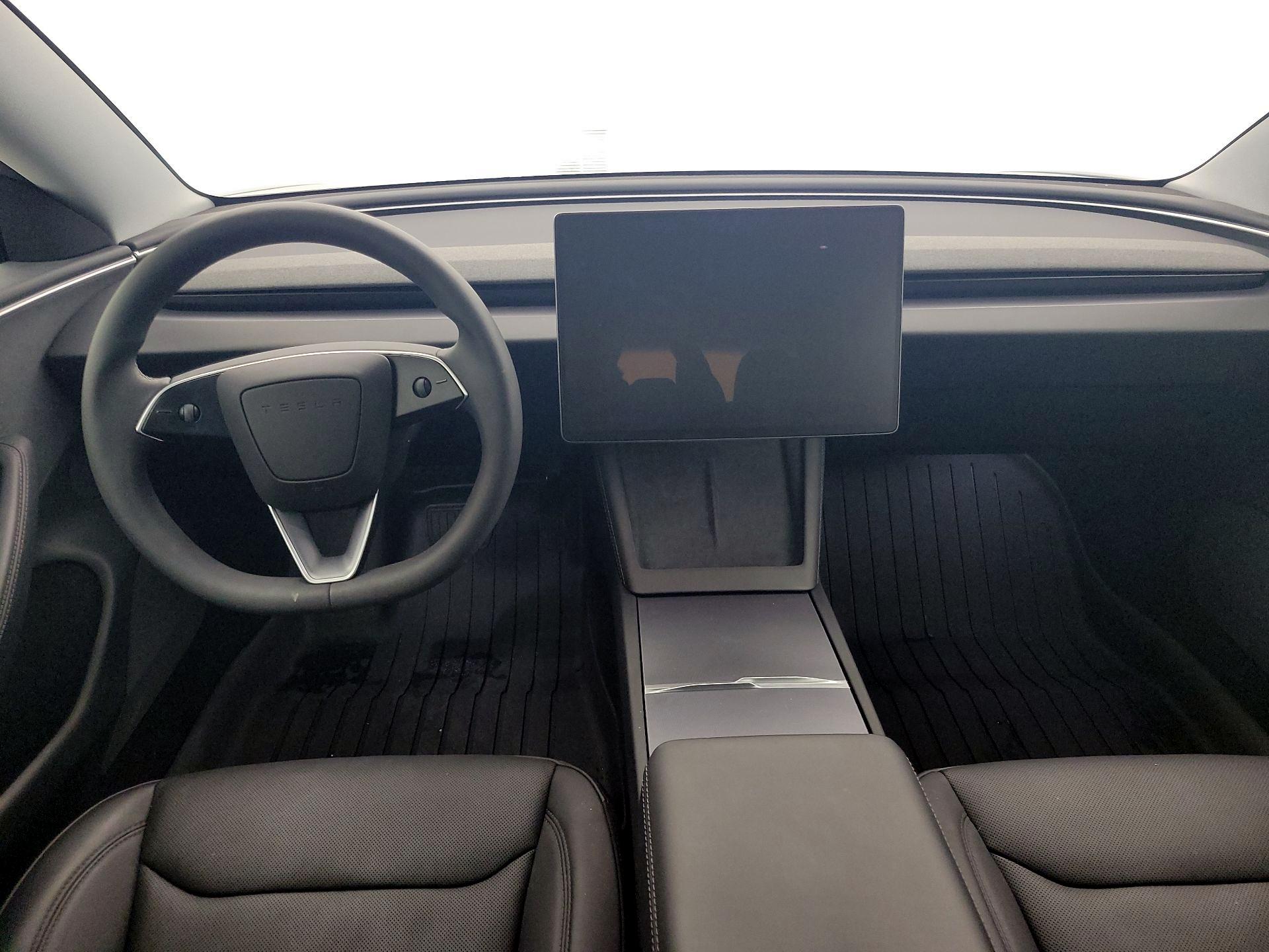Thumbnail: 2025 Tesla Model 3 - 9