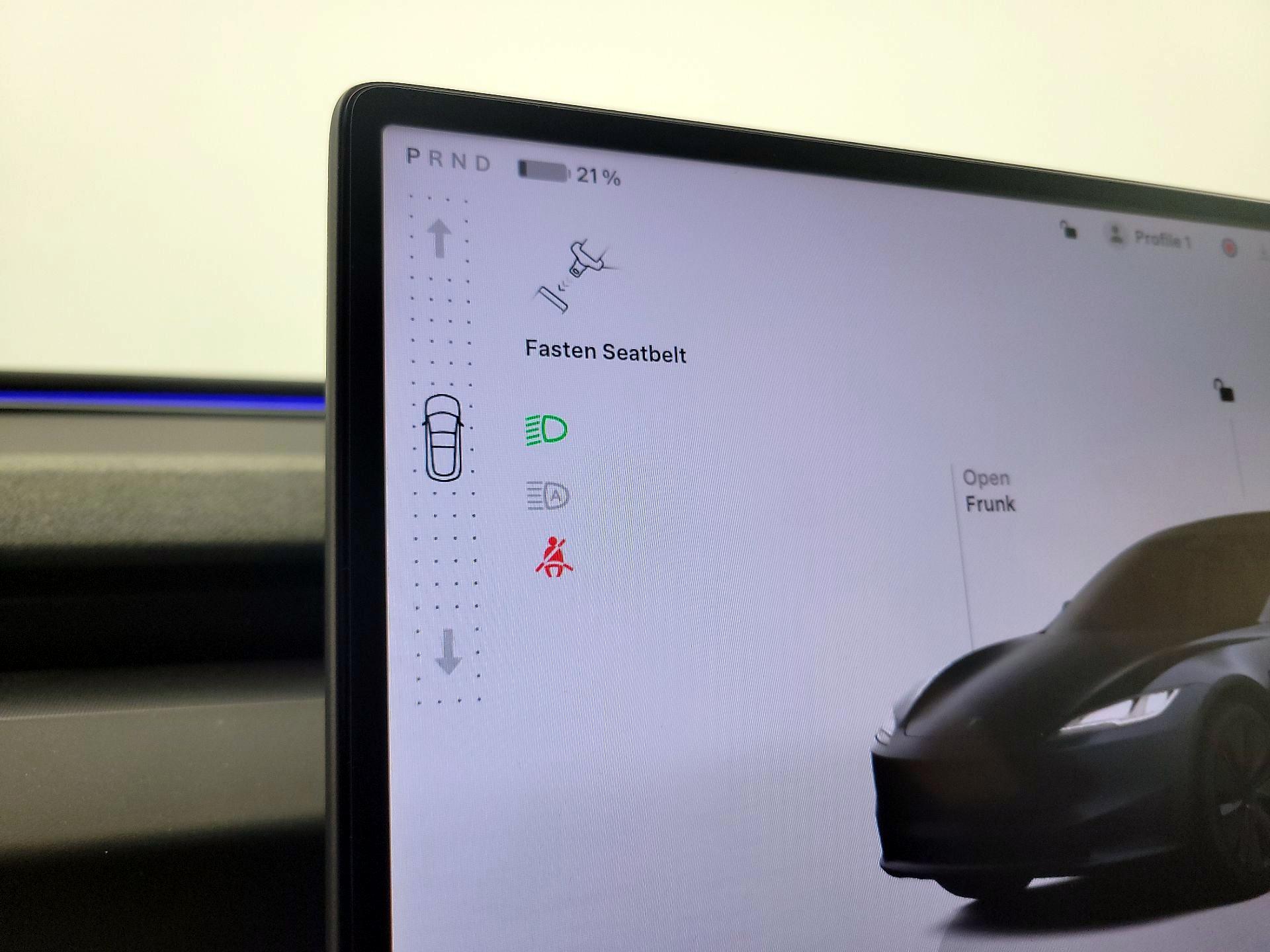 Thumbnail: 2025 Tesla Model 3 - 17