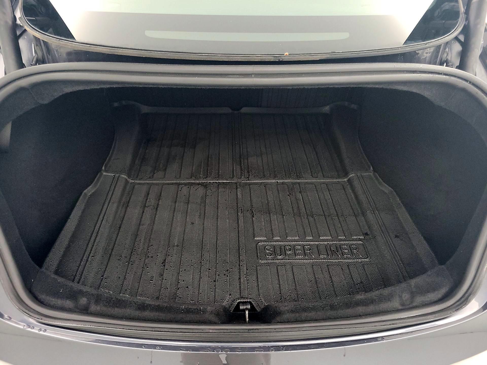 Thumbnail: 2025 Tesla Model 3 - 19