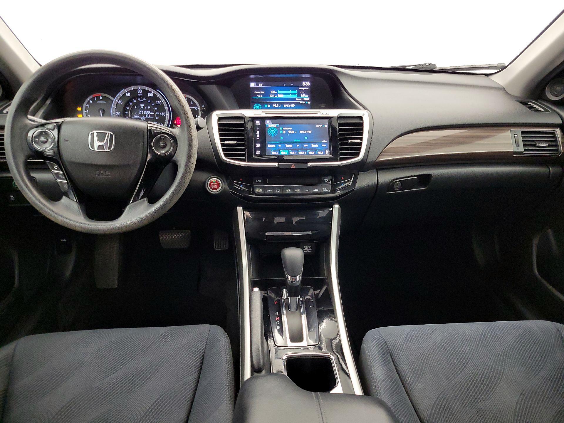Thumbnail: 2016 Honda Accord - 9