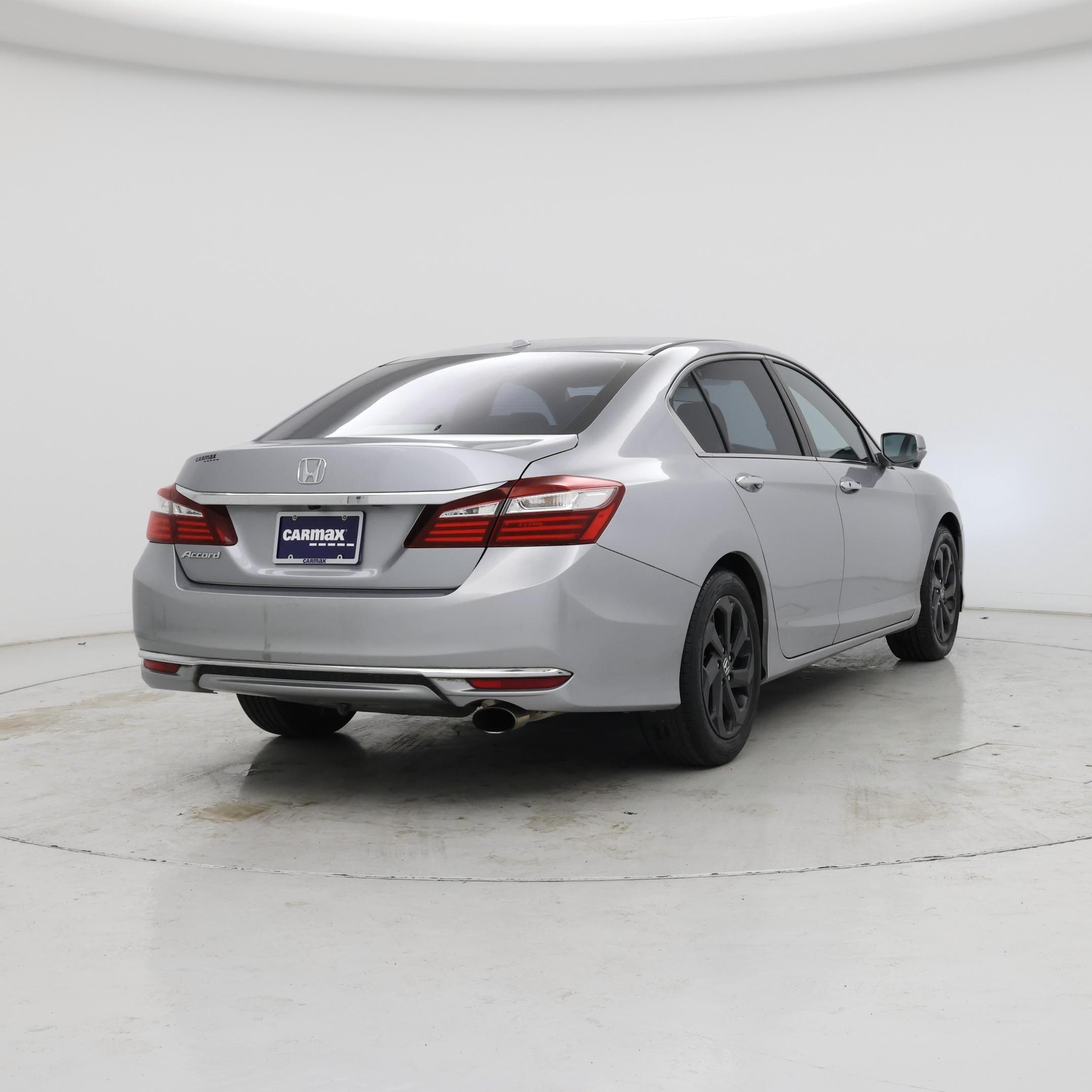 Thumbnail: 2016 Honda Accord - 8