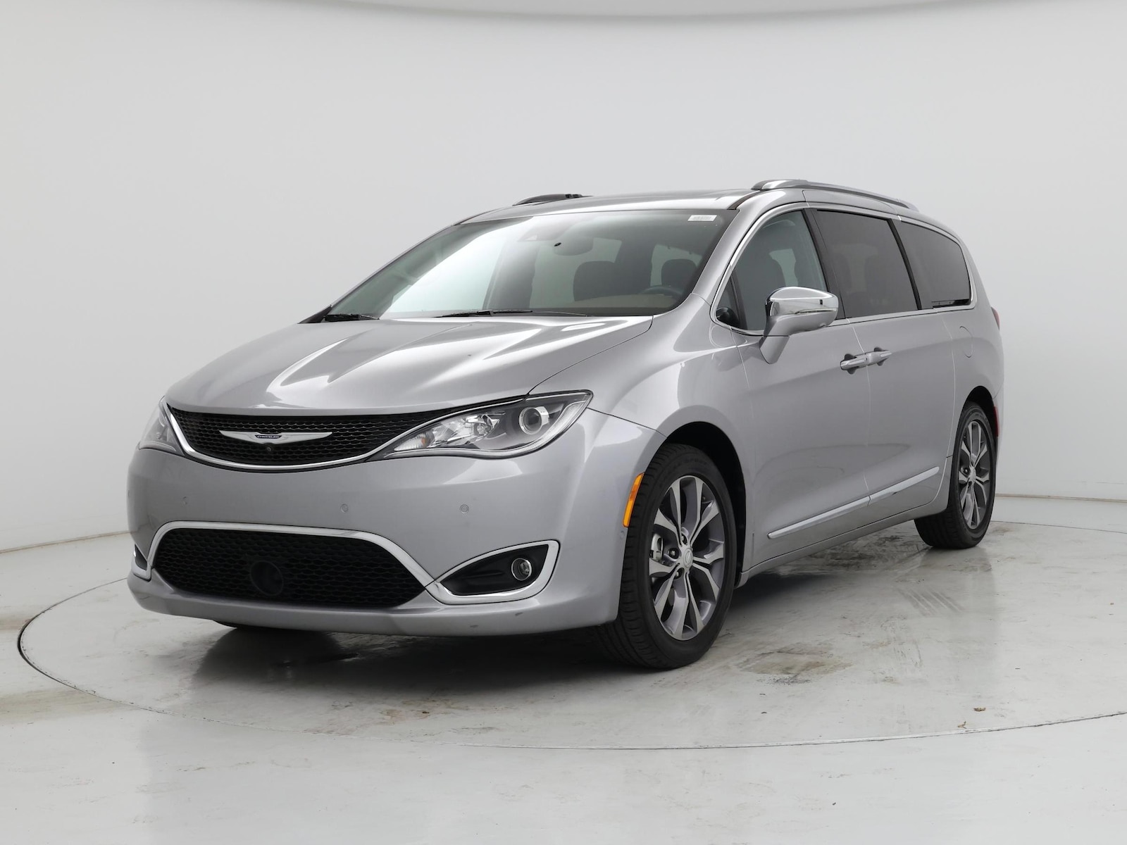 2017 Chrysler Pacifica Limited - Photo 5