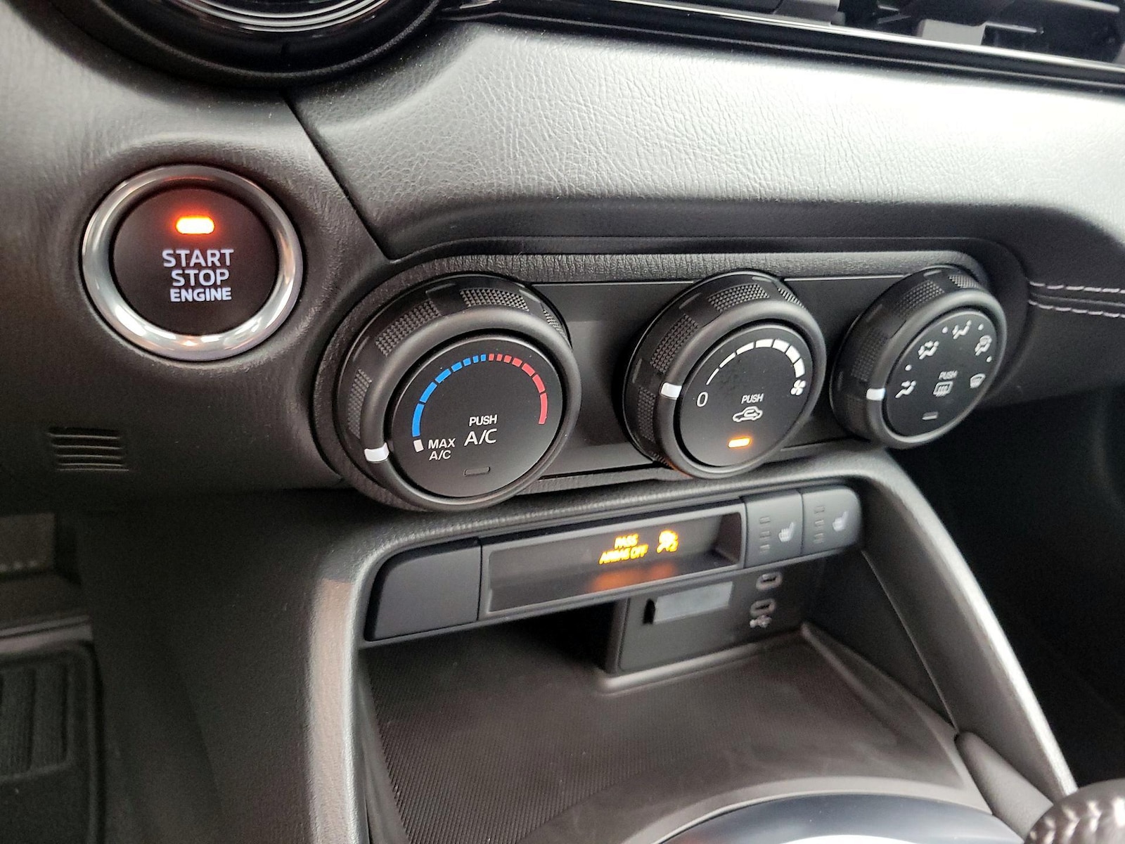 2024 Mazda MX-5 Miata Club - Photo 17