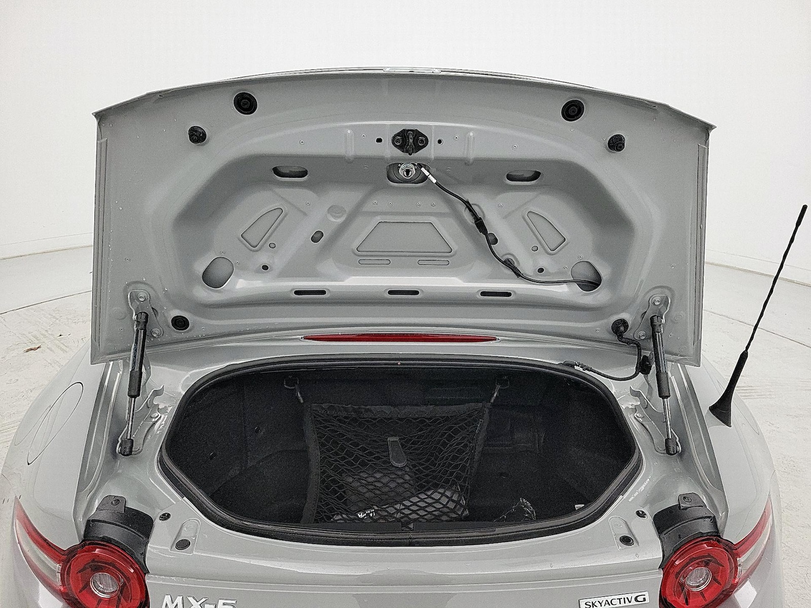 2024 Mazda MX-5 Miata Club - Photo 20