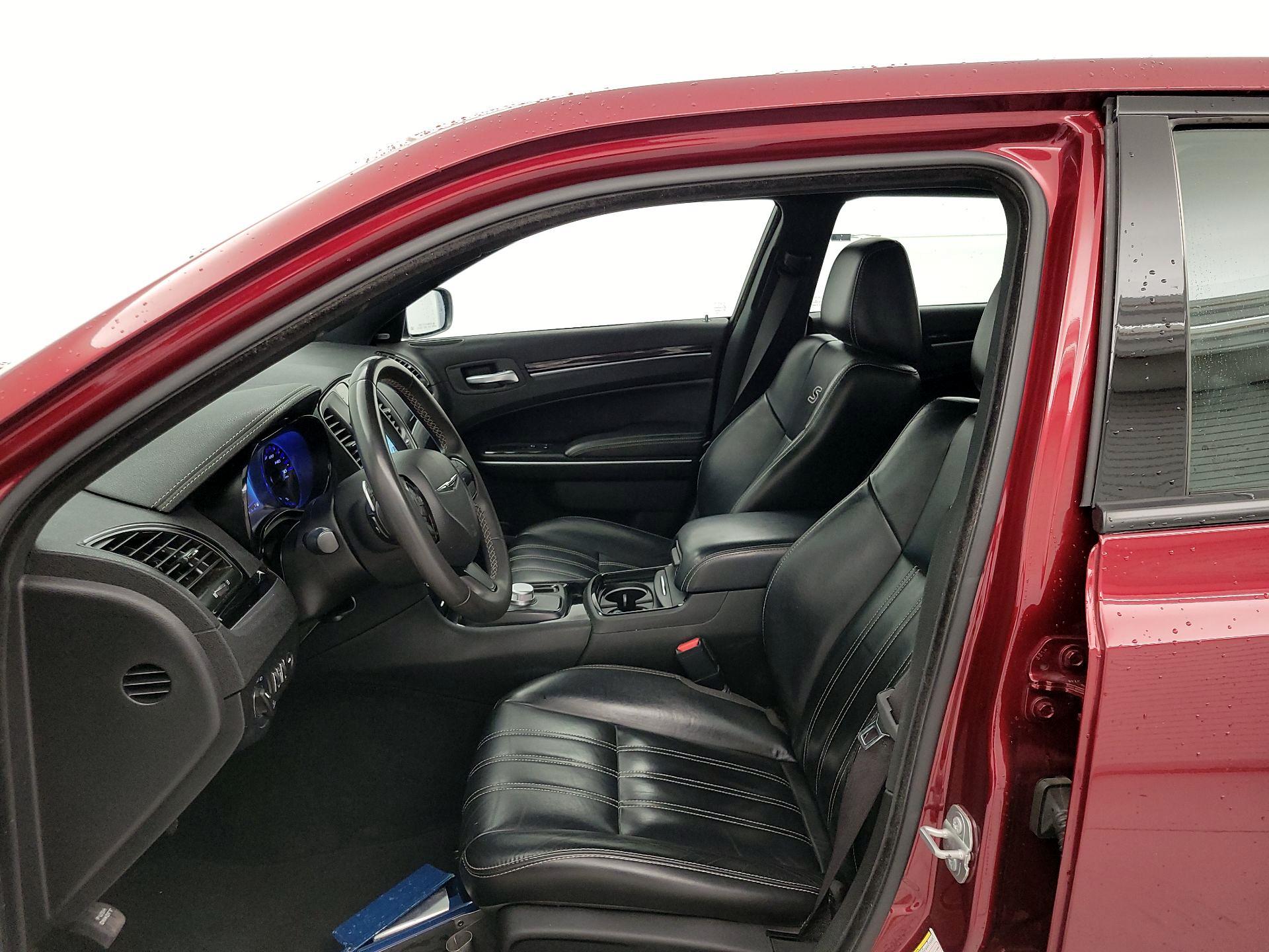 Thumbnail: 2022 Chrysler 300 - 11