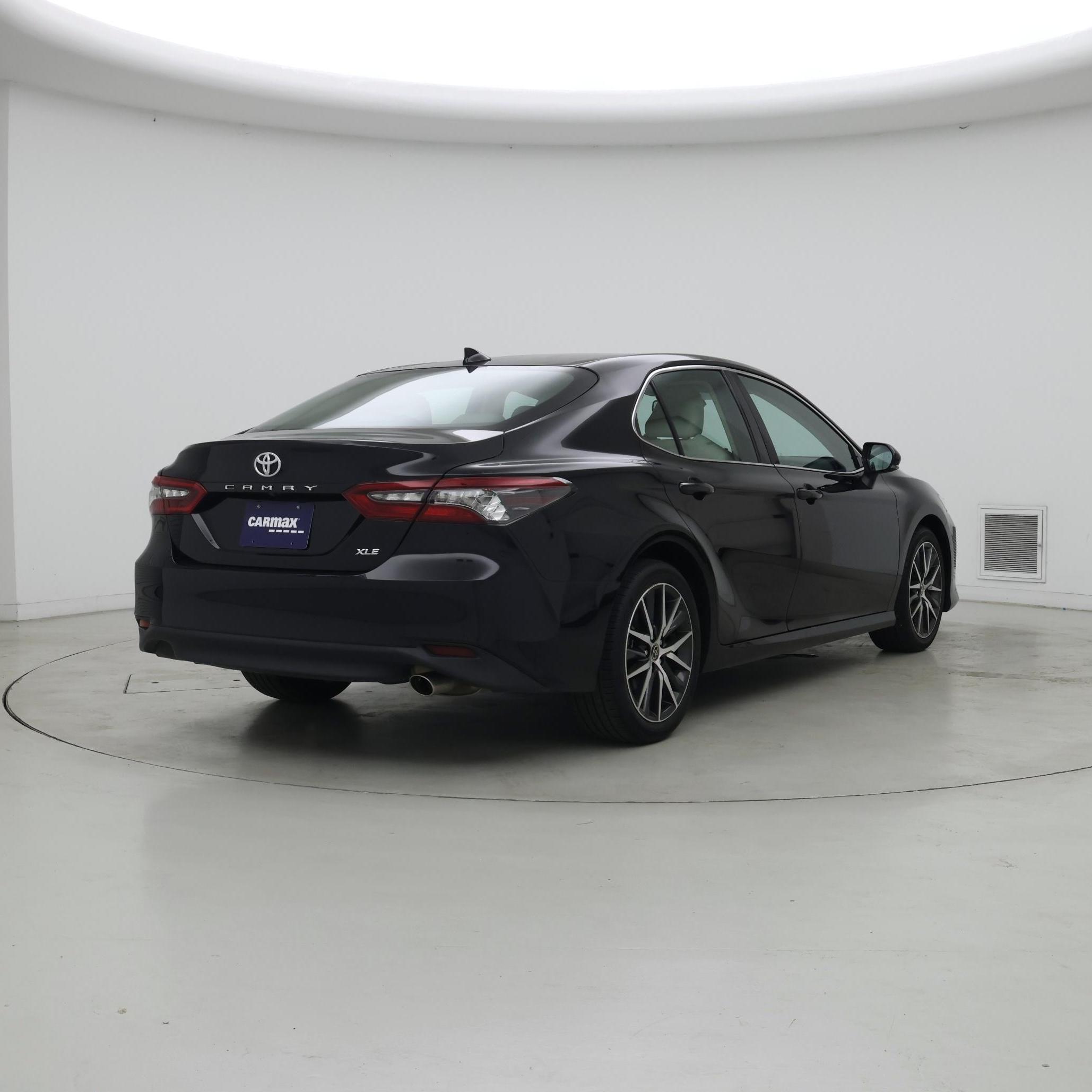 Thumbnail: 2022 Toyota Camry - 8