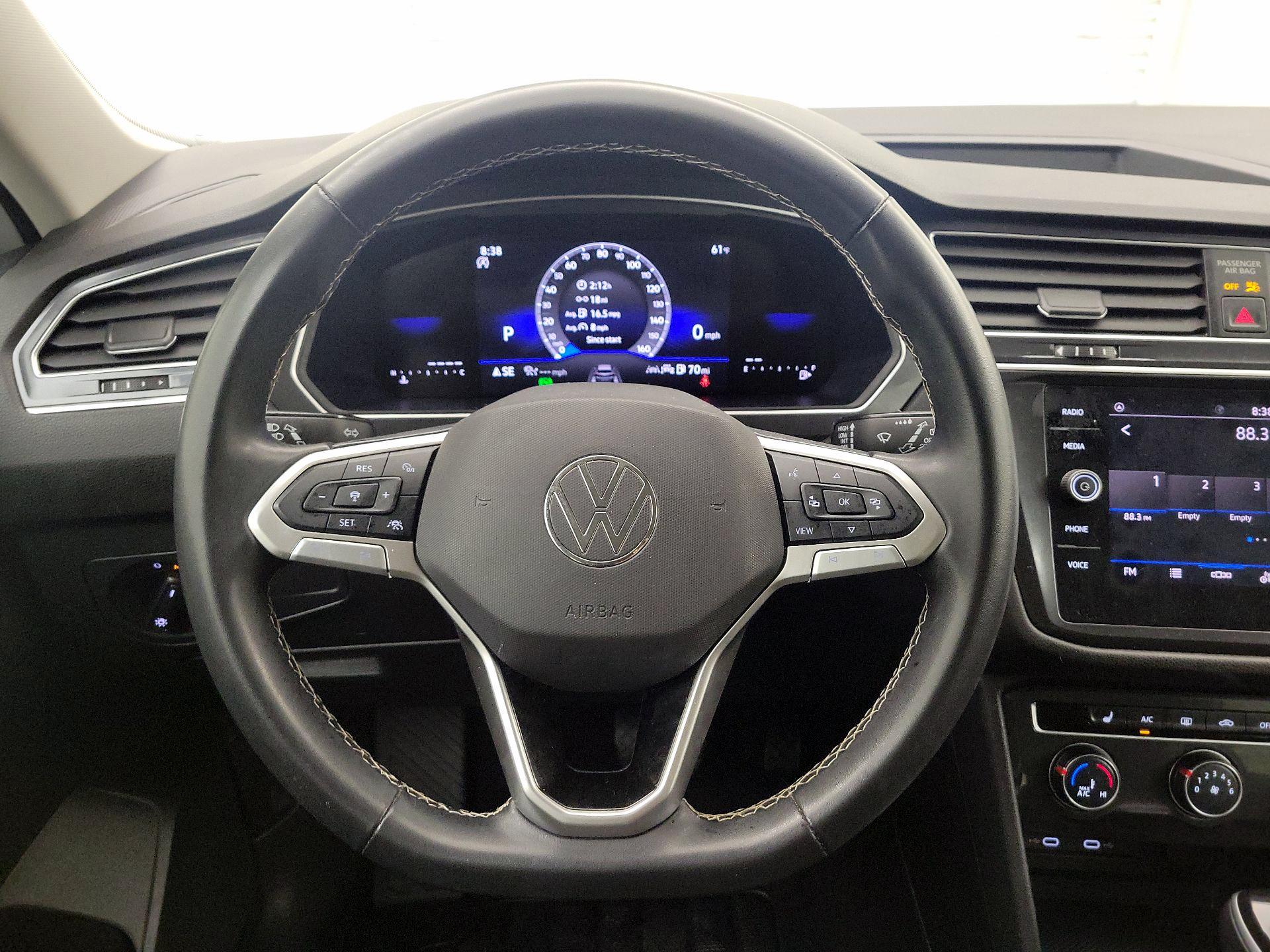 Thumbnail: 2024 Volkswagen Tiguan - 10