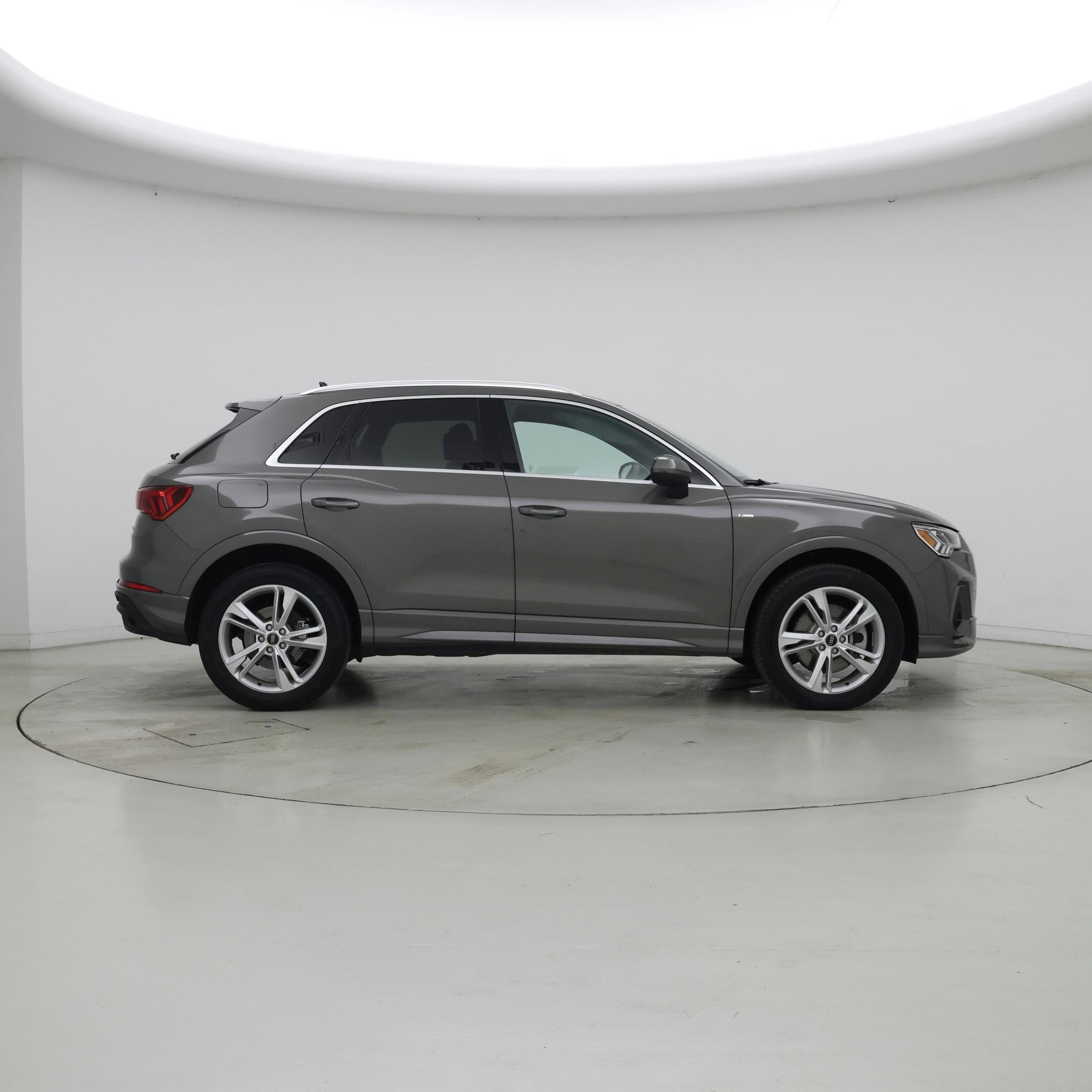 Thumbnail: 2024 Audi Q3 - 7
