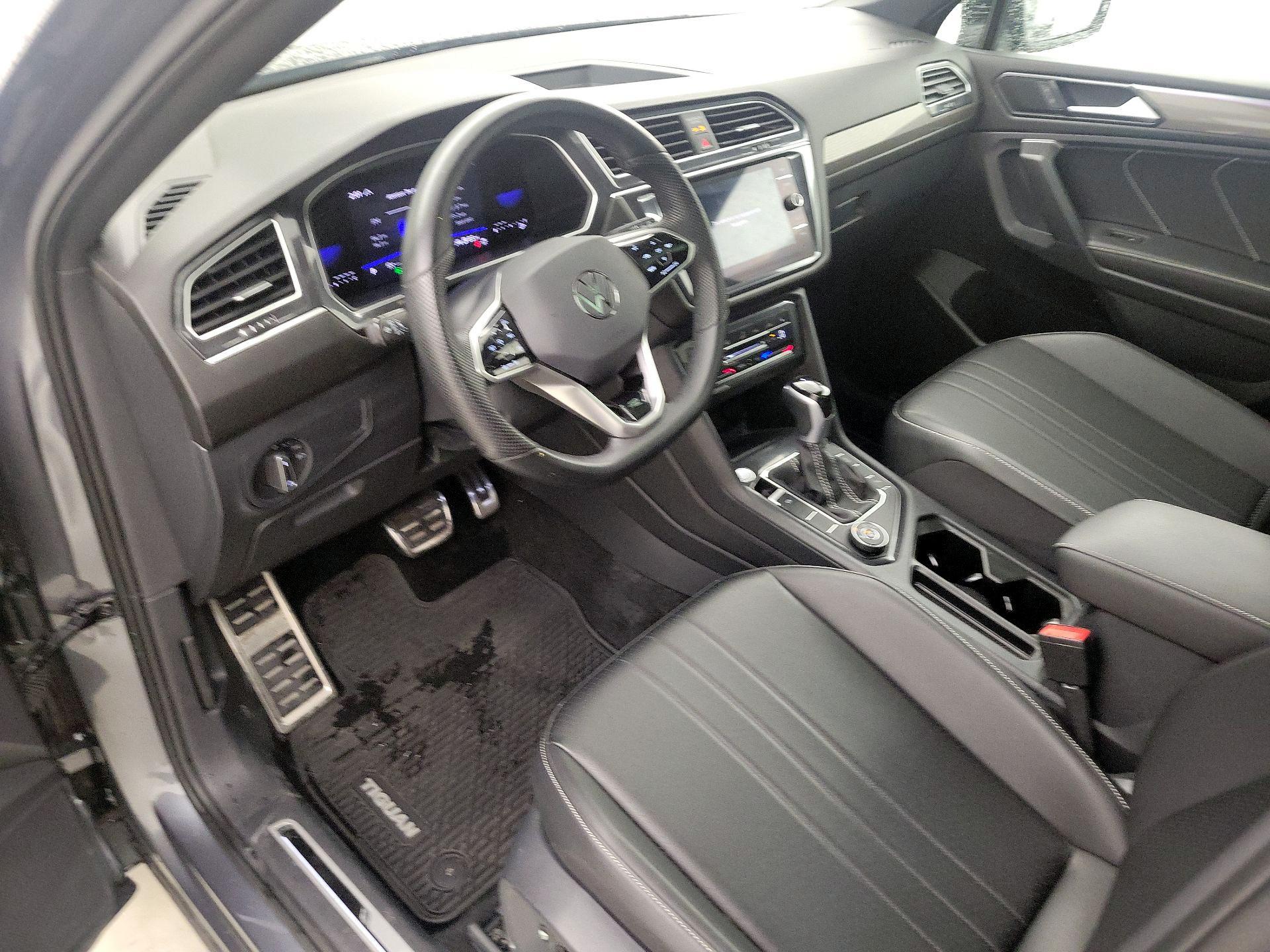 Thumbnail: 2024 Volkswagen Tiguan - 11