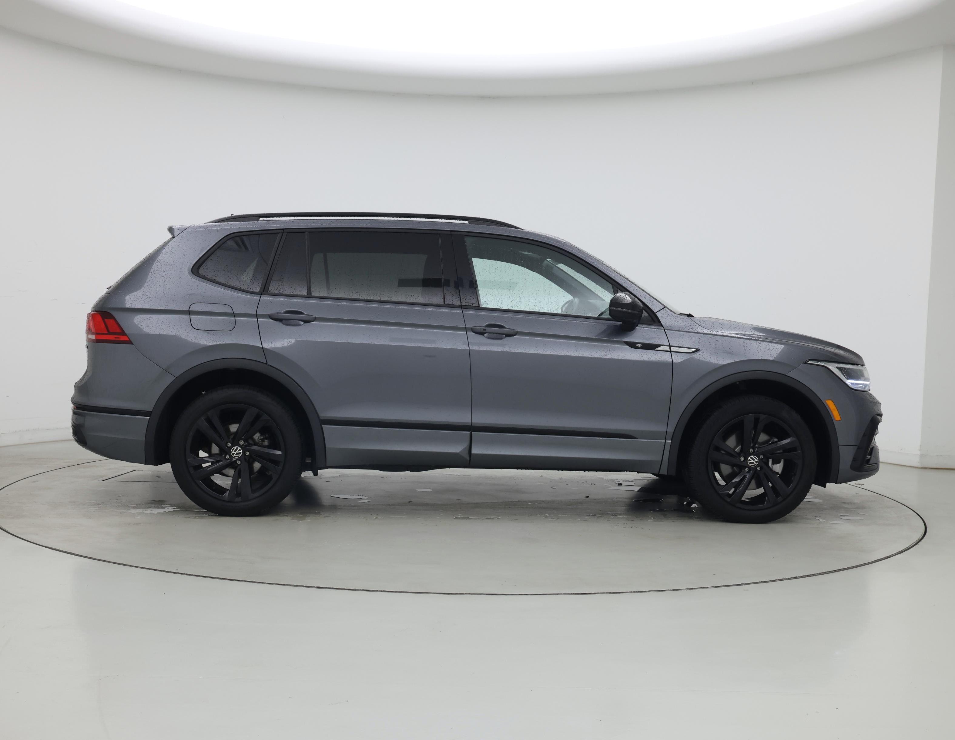 Thumbnail: 2024 Volkswagen Tiguan - 7