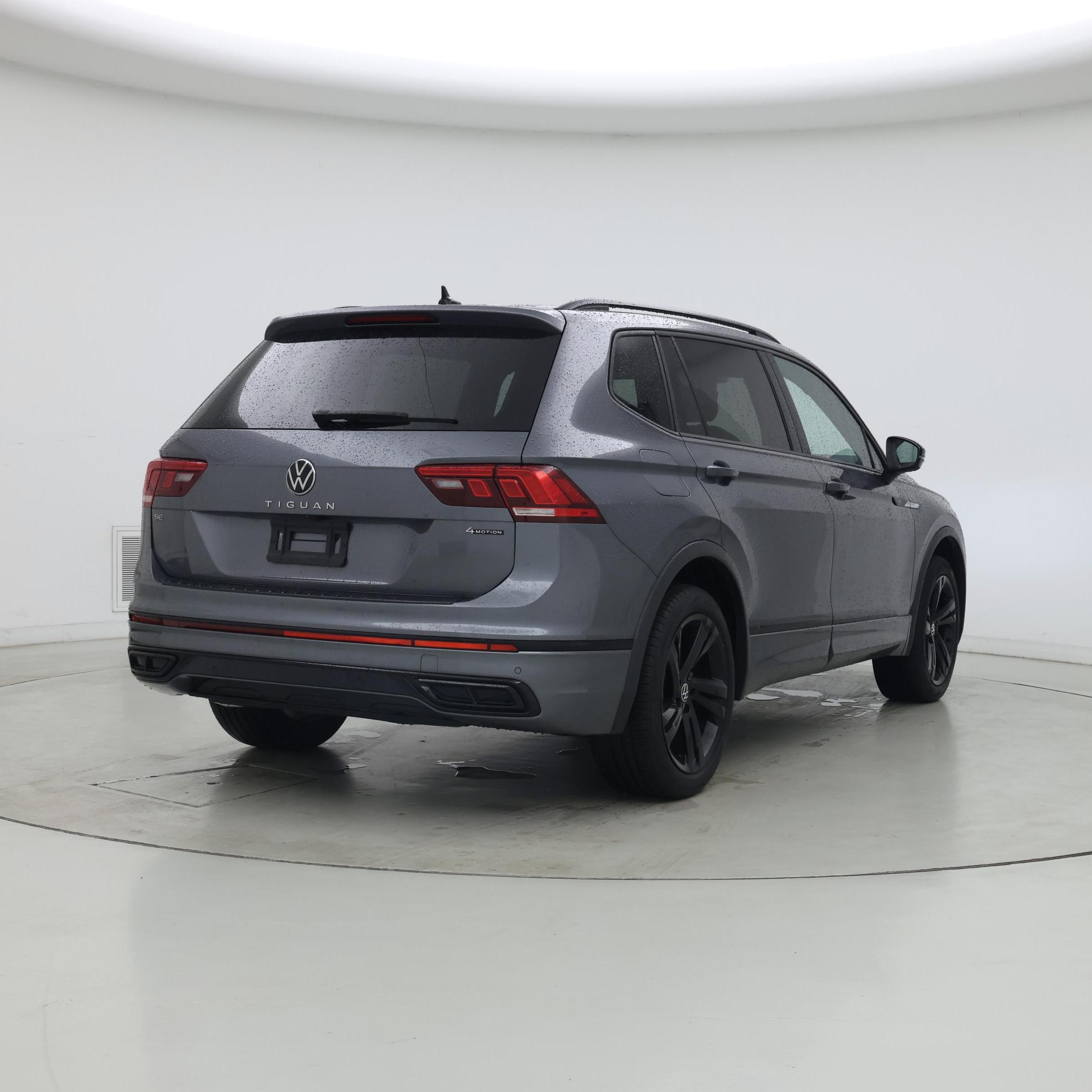Thumbnail: 2024 Volkswagen Tiguan - 8