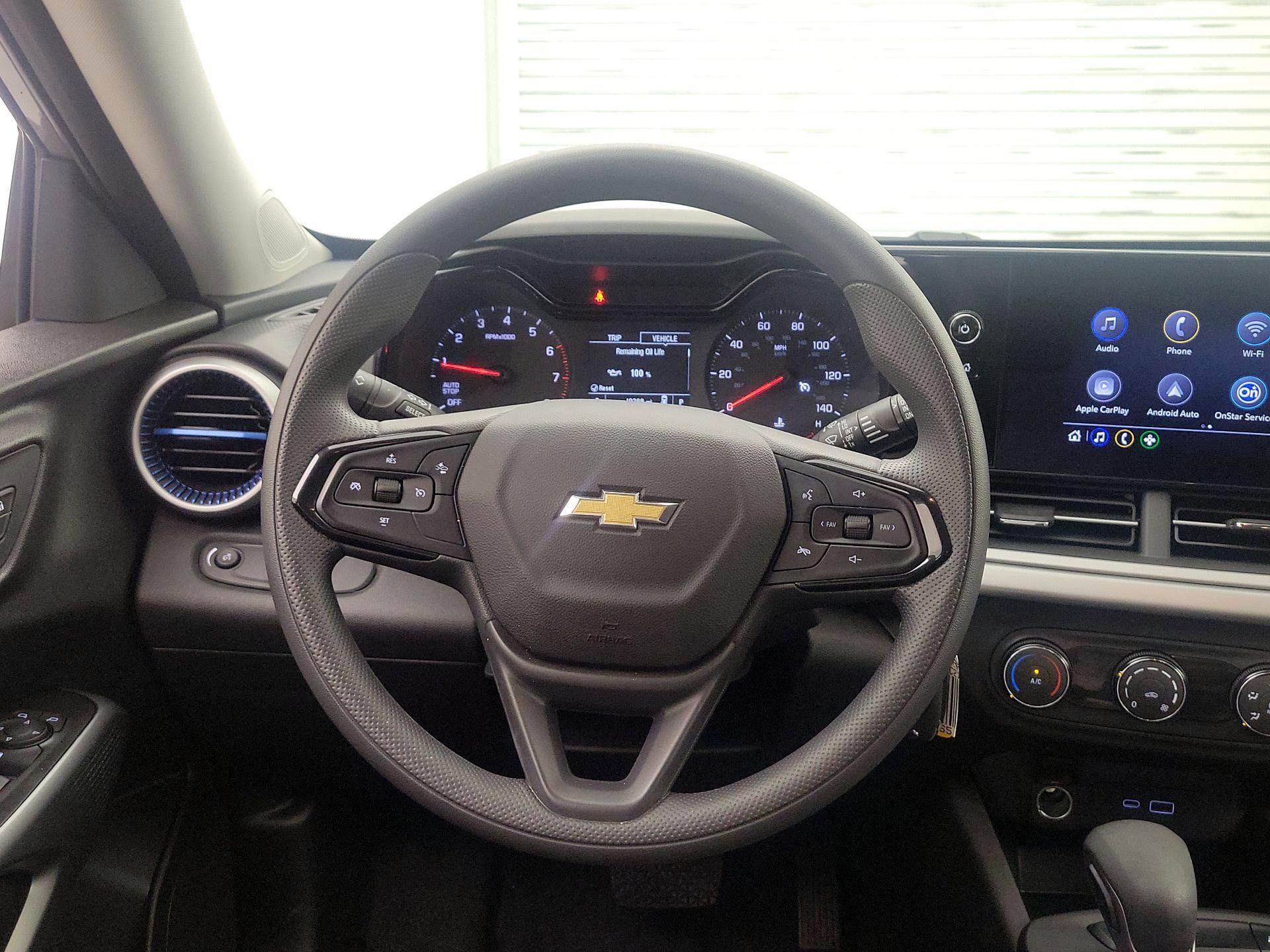 Thumbnail: 2024 Chevrolet Trax - 10