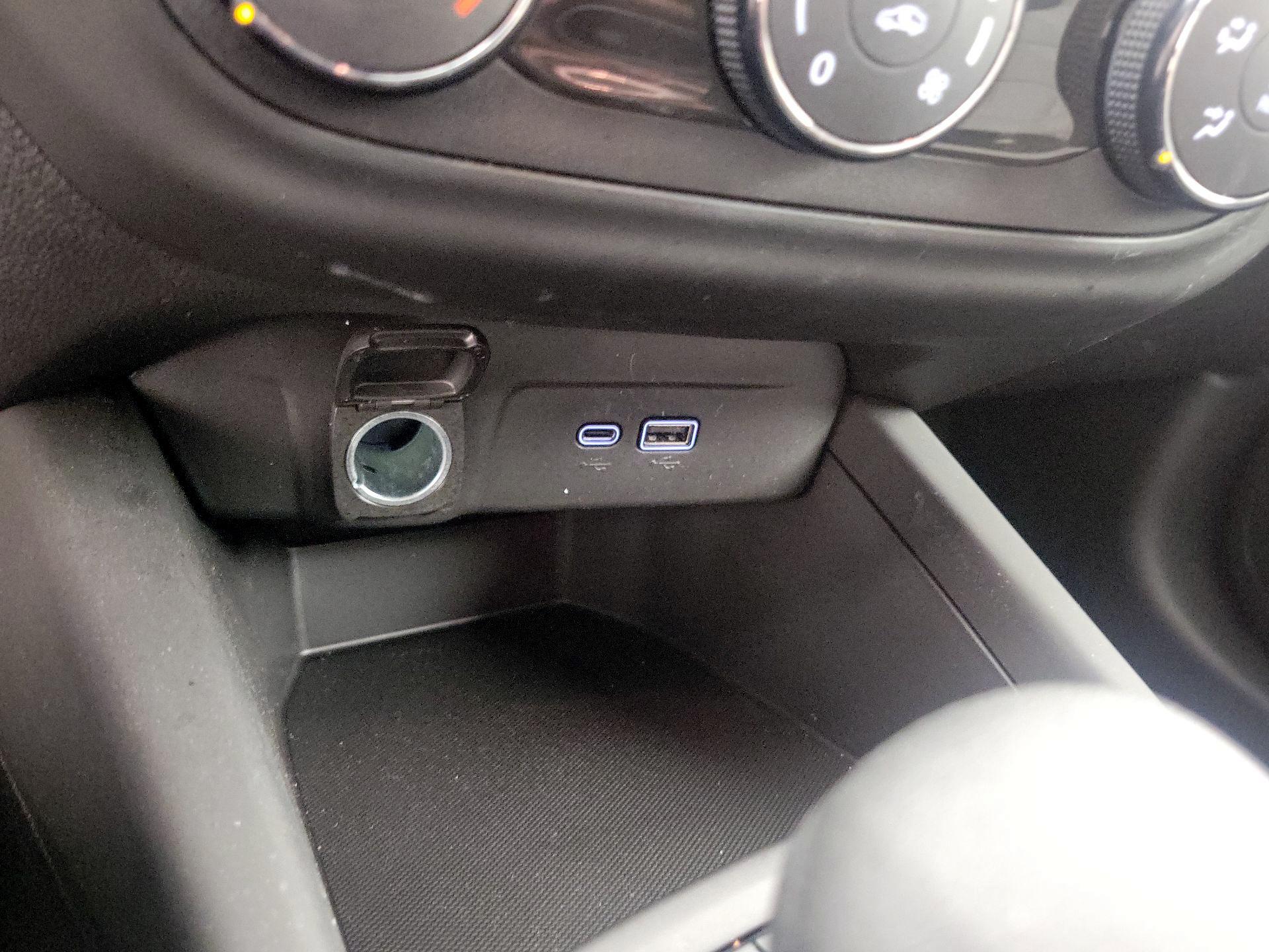 Thumbnail: 2024 Chevrolet Trax - 18